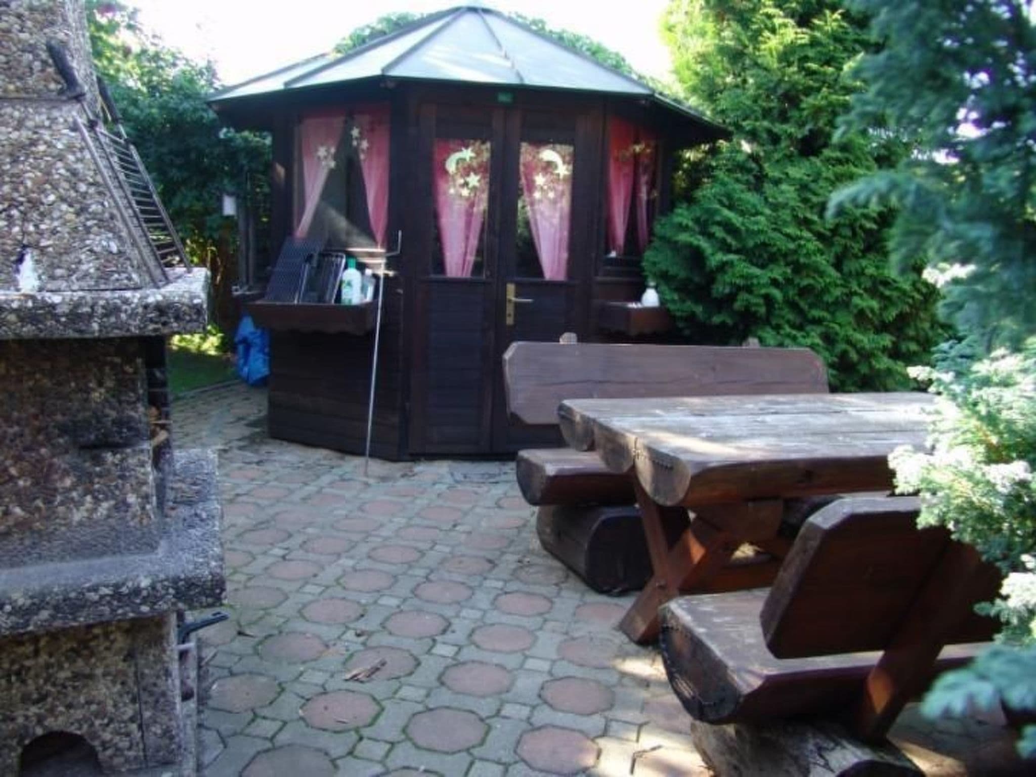 Gallery Image 15