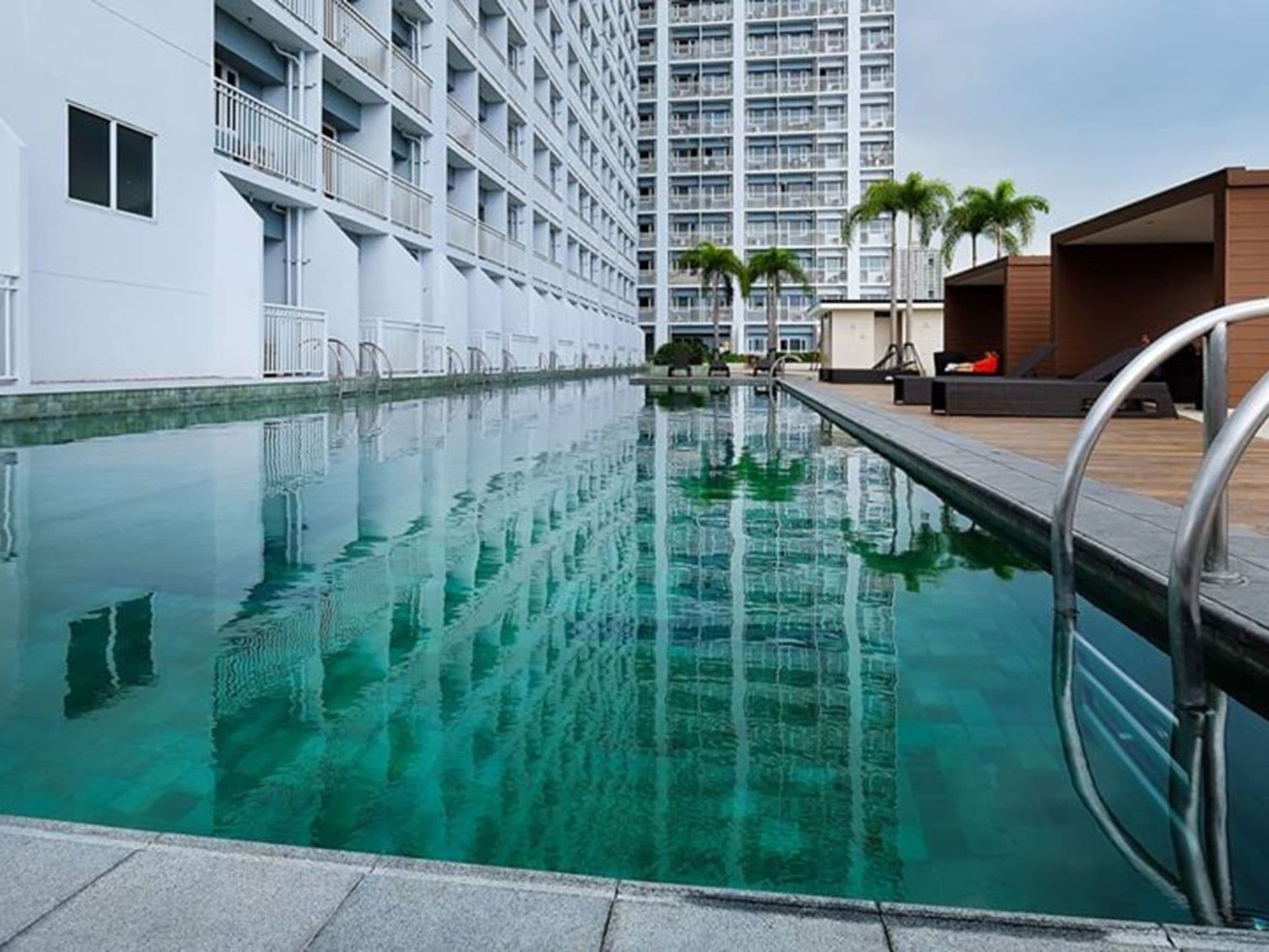 Pool Indoor