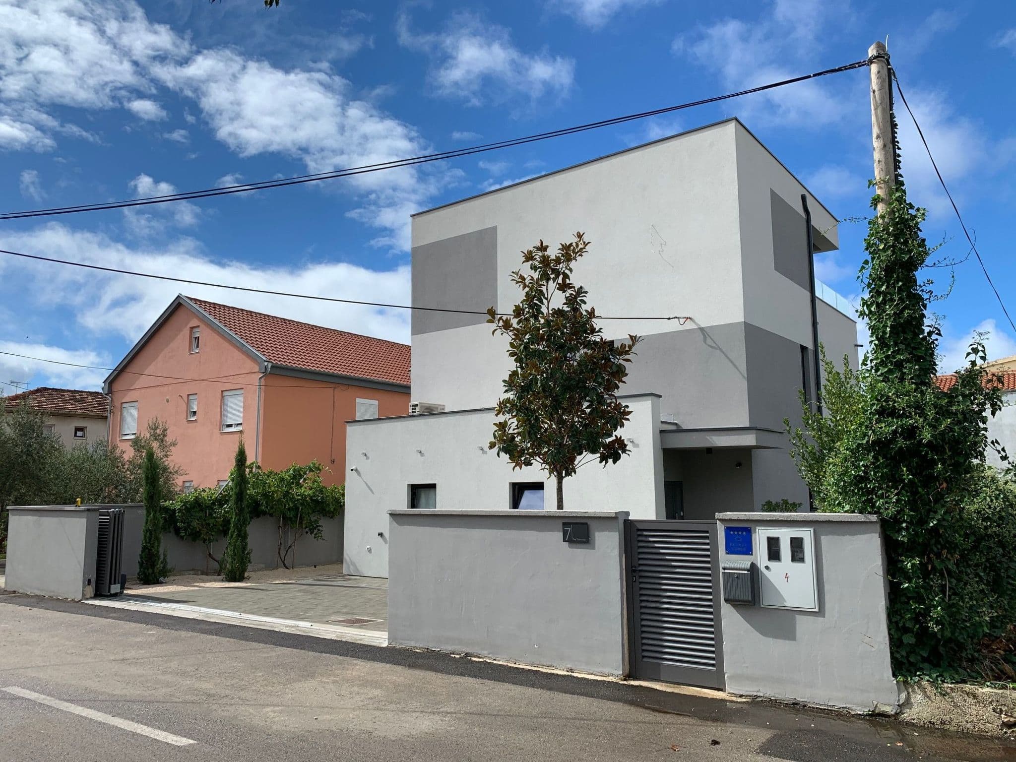 Gallery Image 52