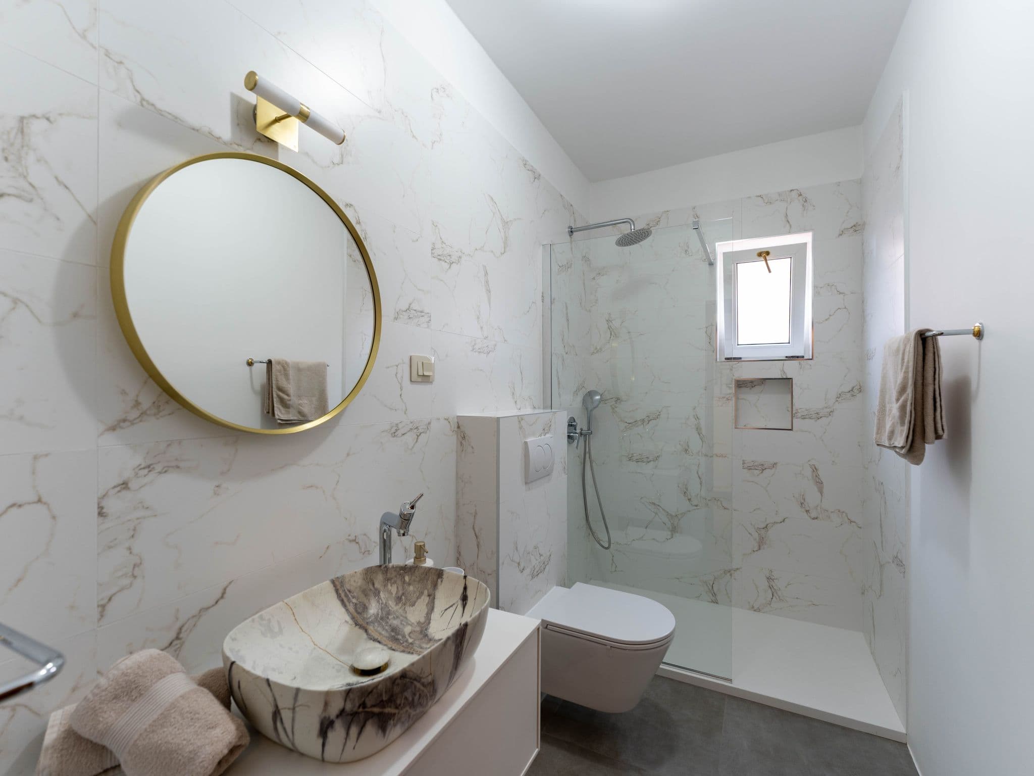 Bathroom / Wellness
