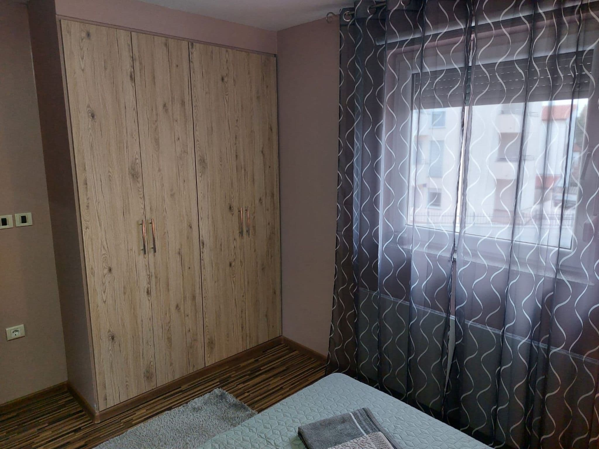 Gallery Image 13