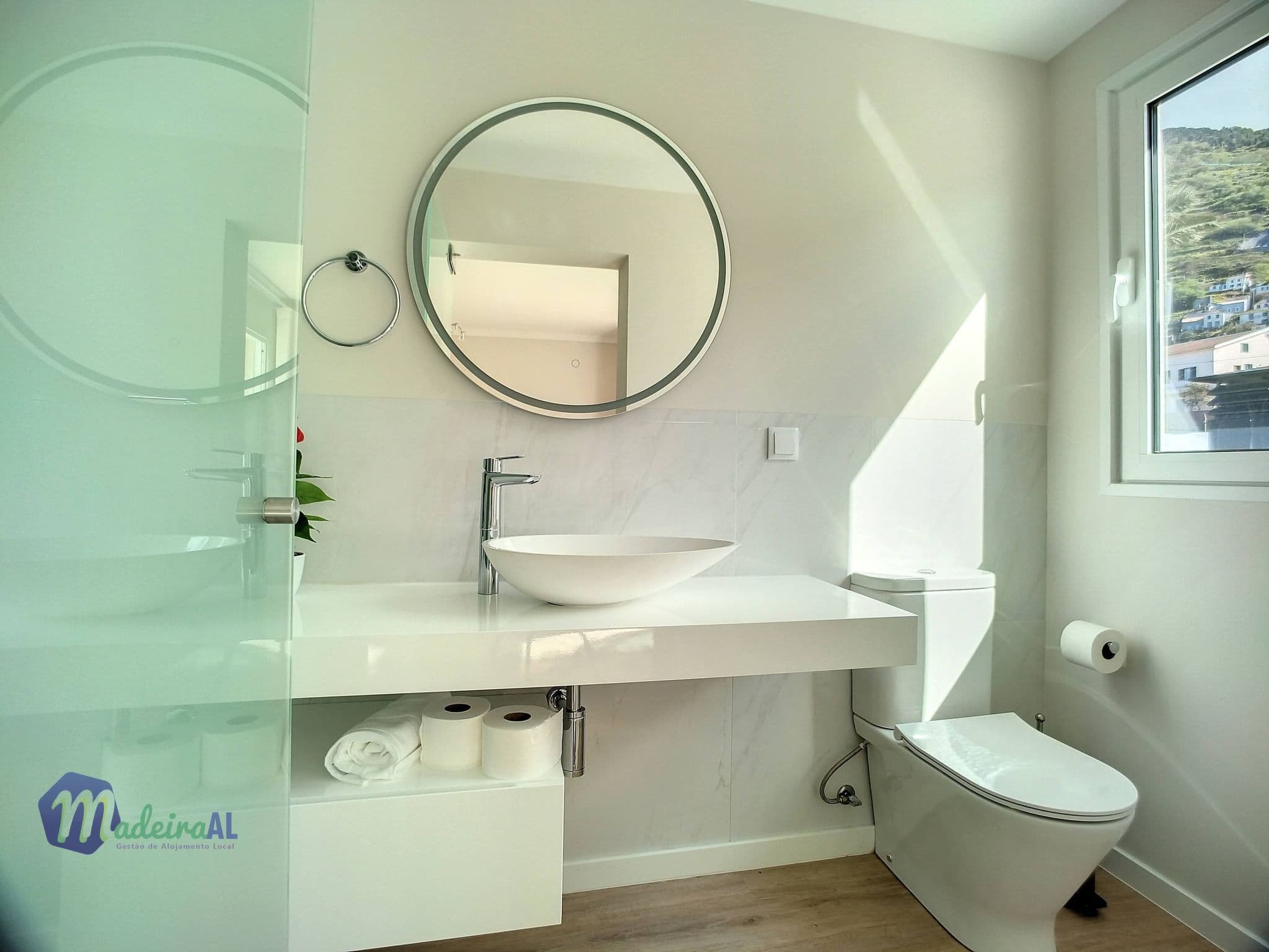 Bathroom / Wellness