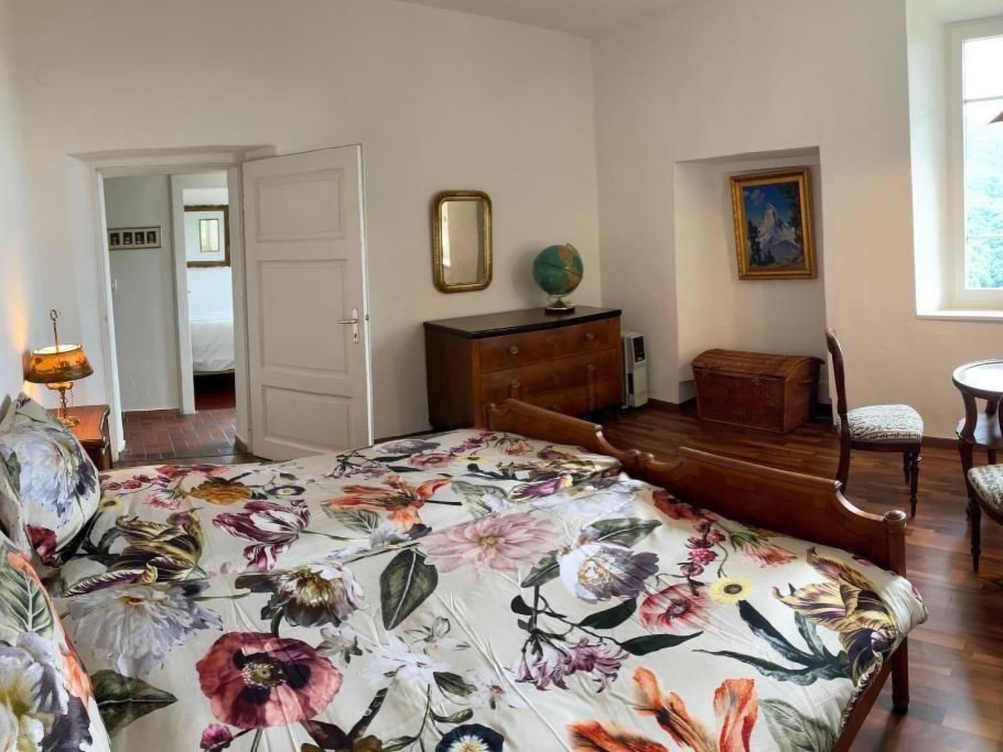 Gallery Image 19