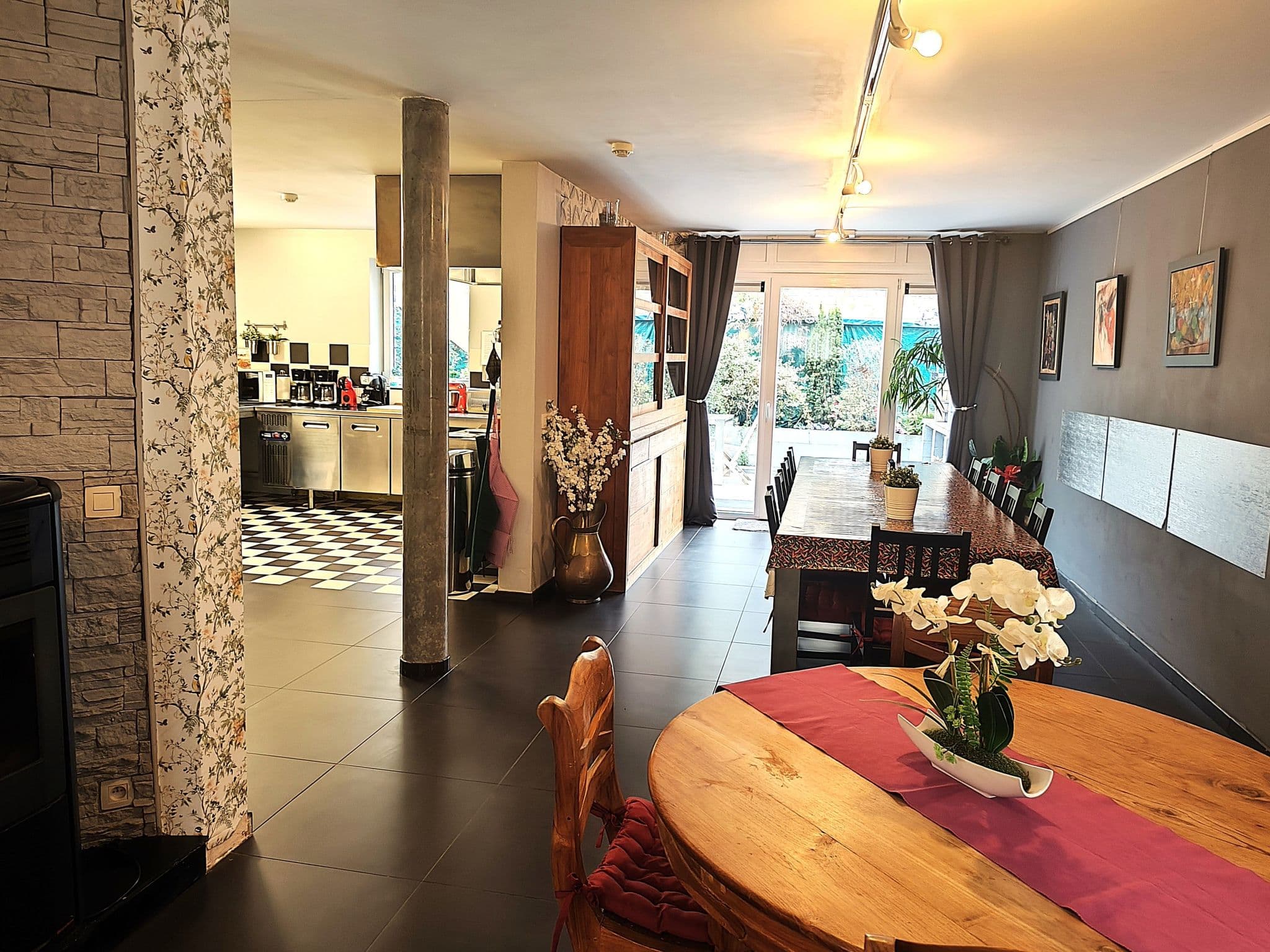 Kitchen / Dining Room