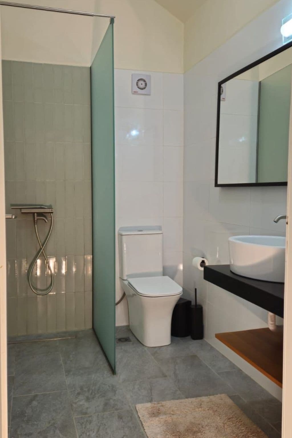 Bathroom / Wellness