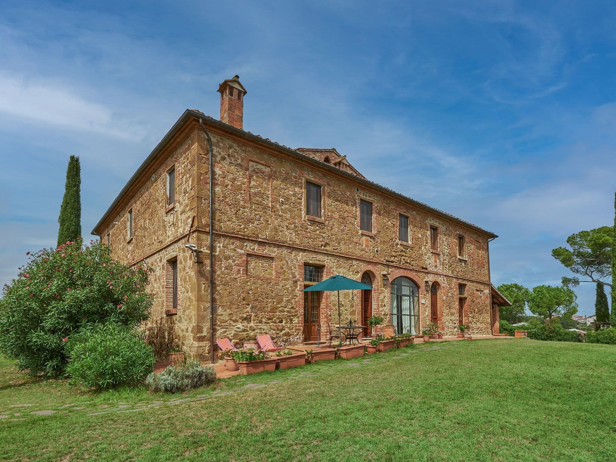 Gallery Image 12