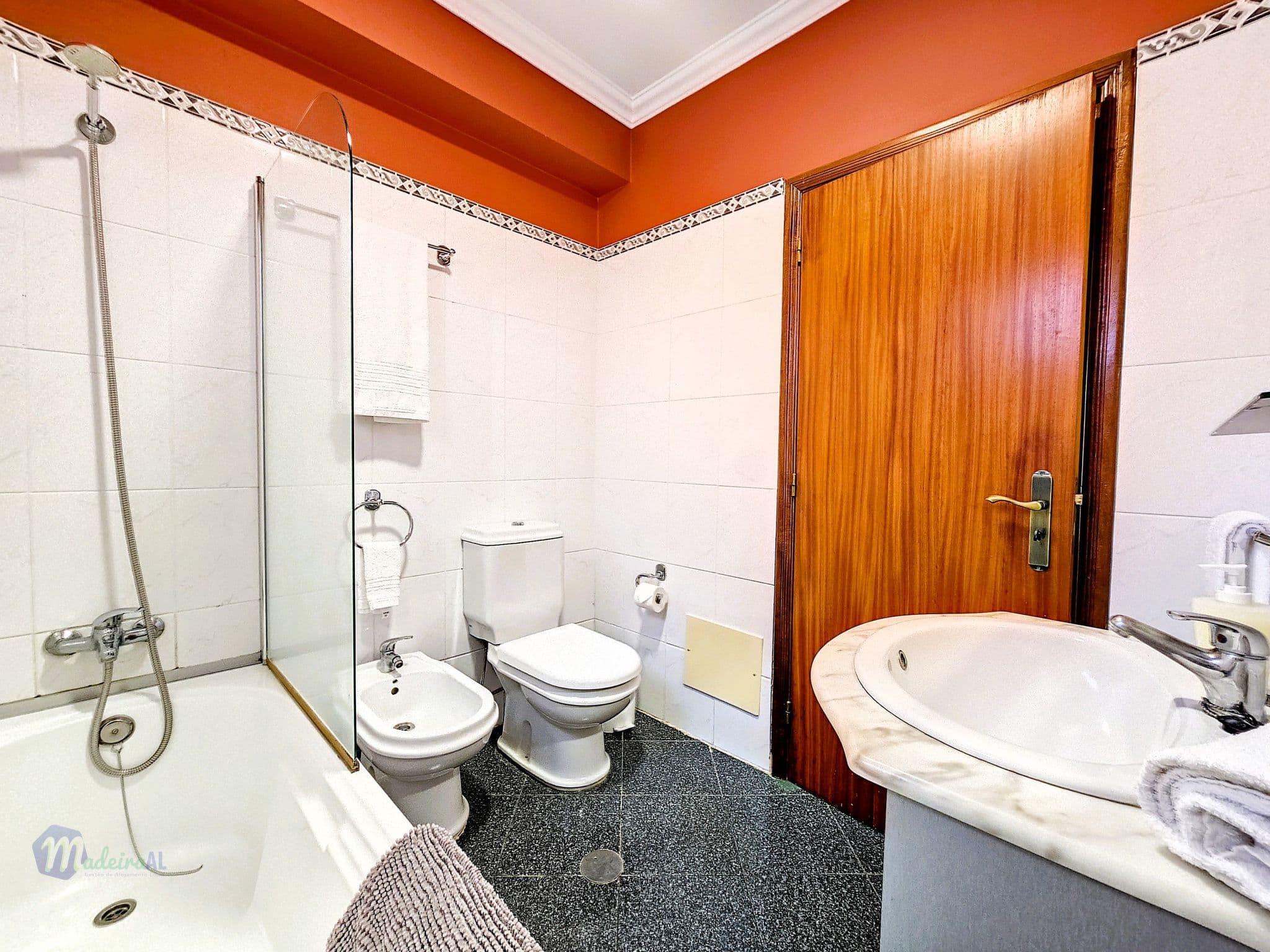Gallery Image 19