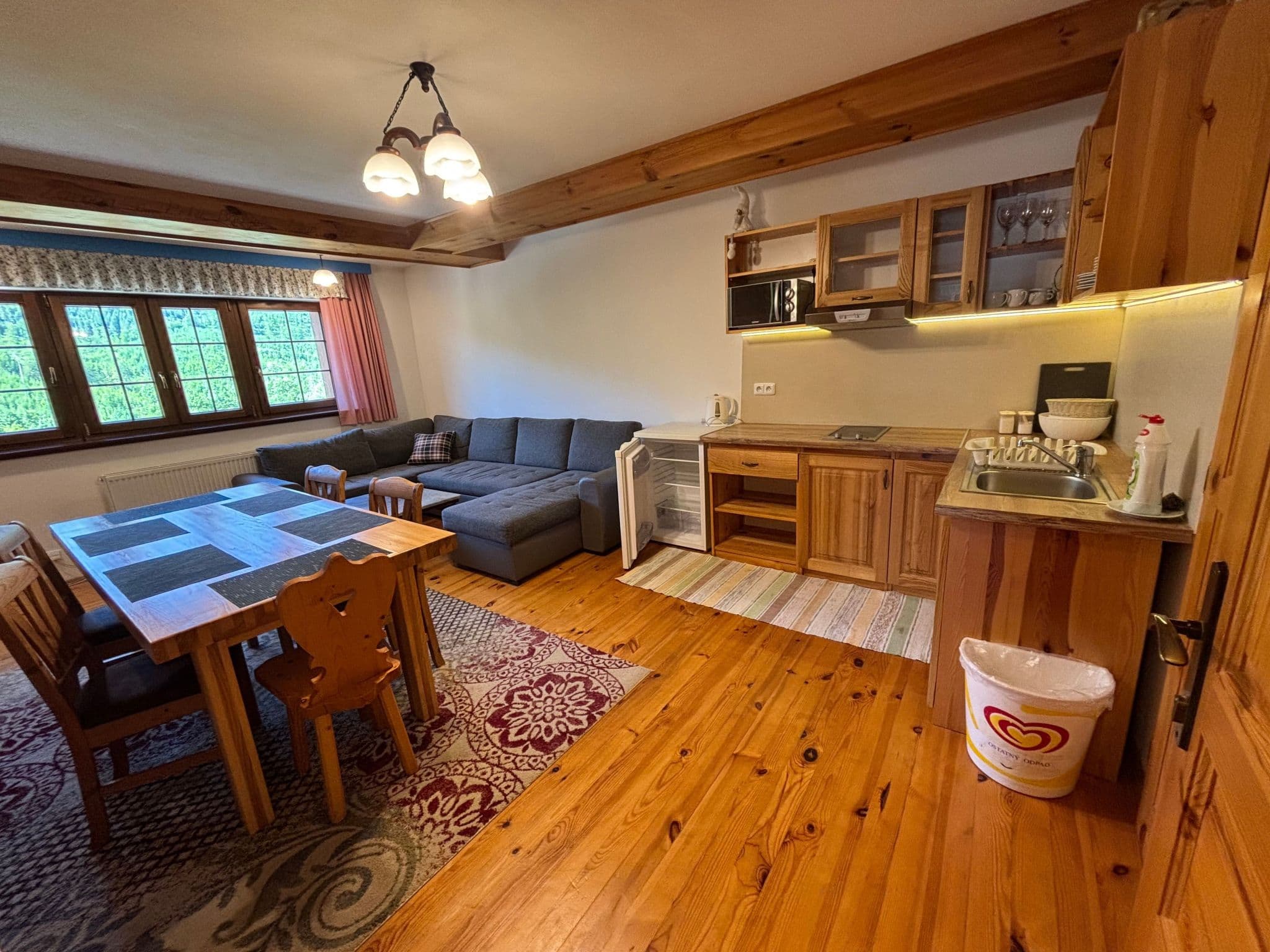 Kitchen / Dining Room