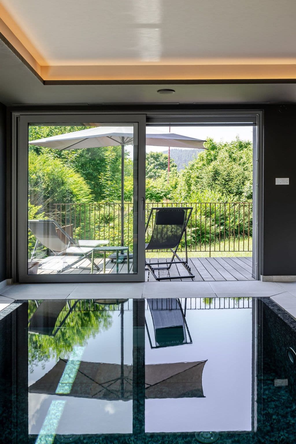 Pool Indoor