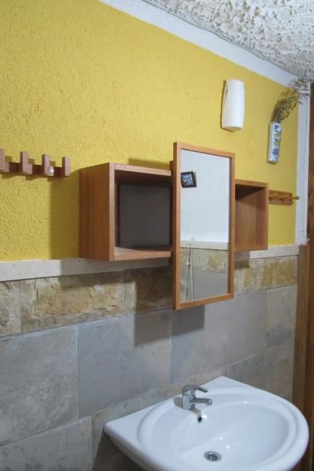 Gallery Image 14