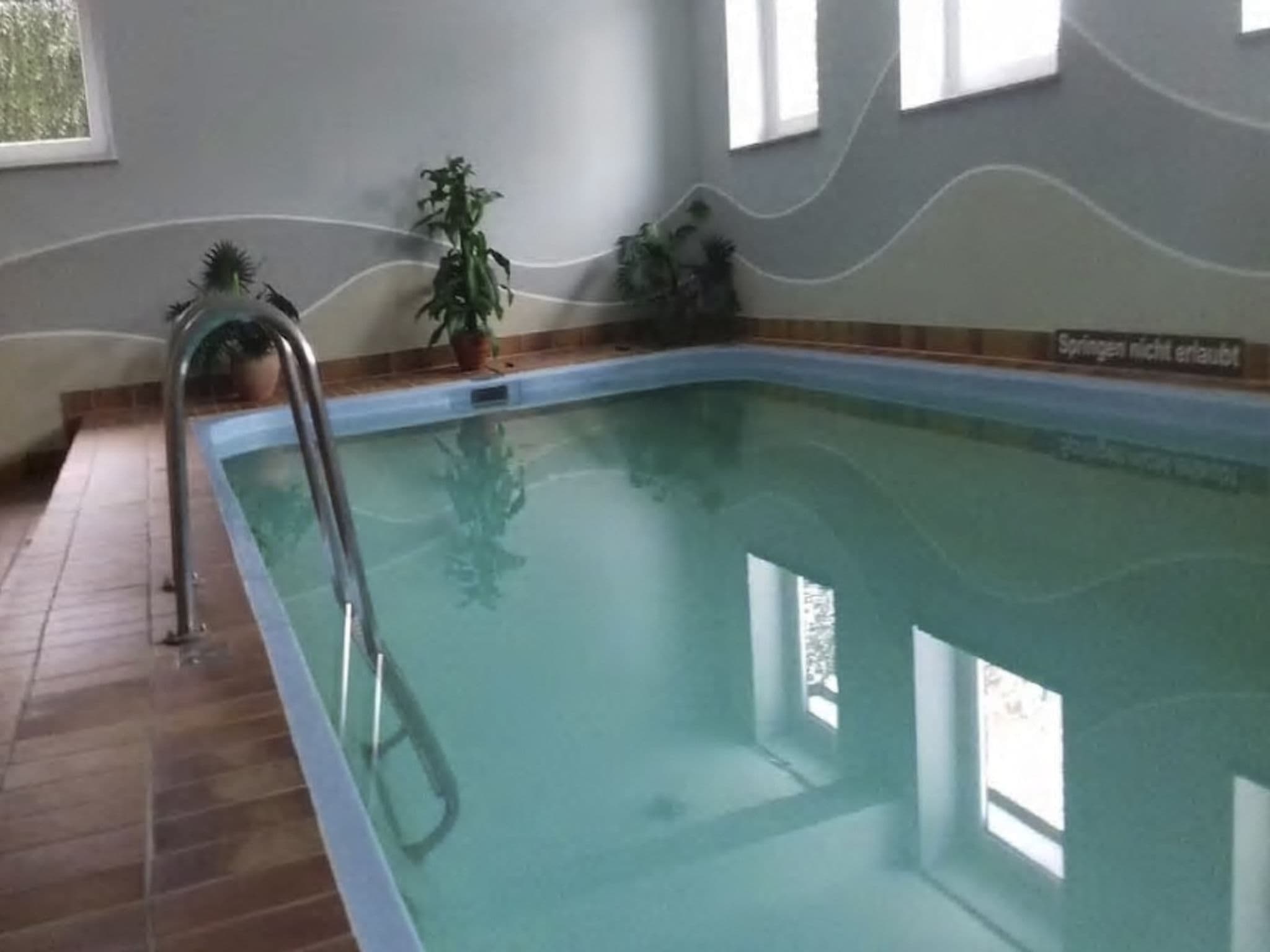 Pool Indoor