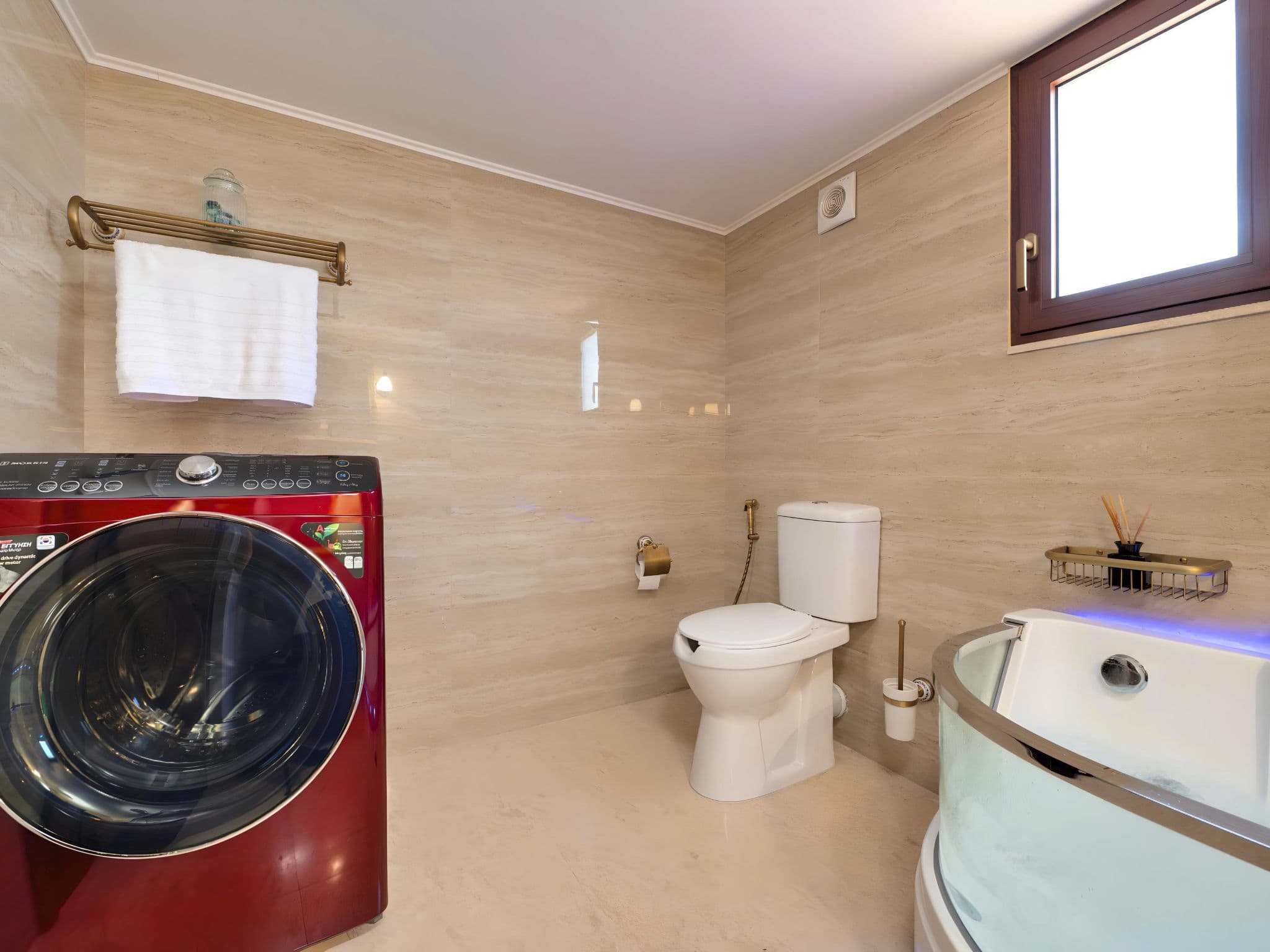 Bathroom / Wellness