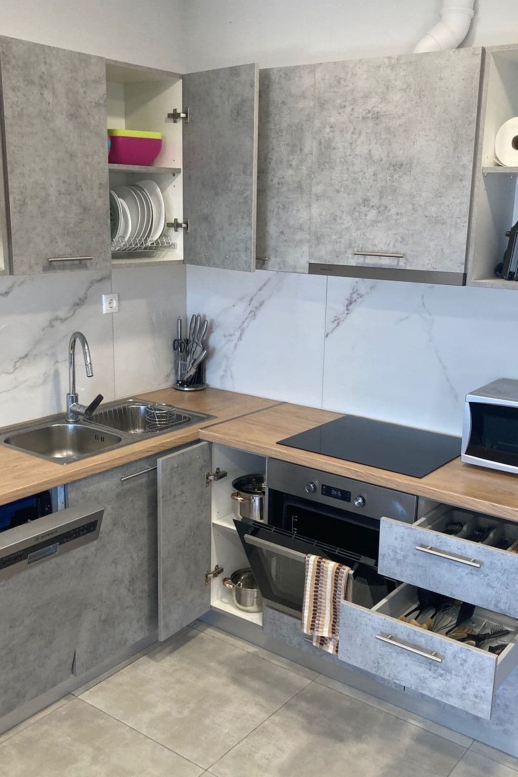 Kitchen / Dining Room