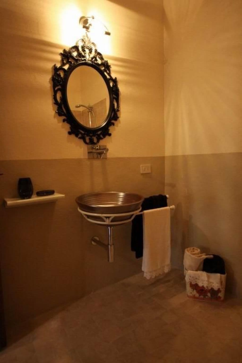 Bathroom / Wellness