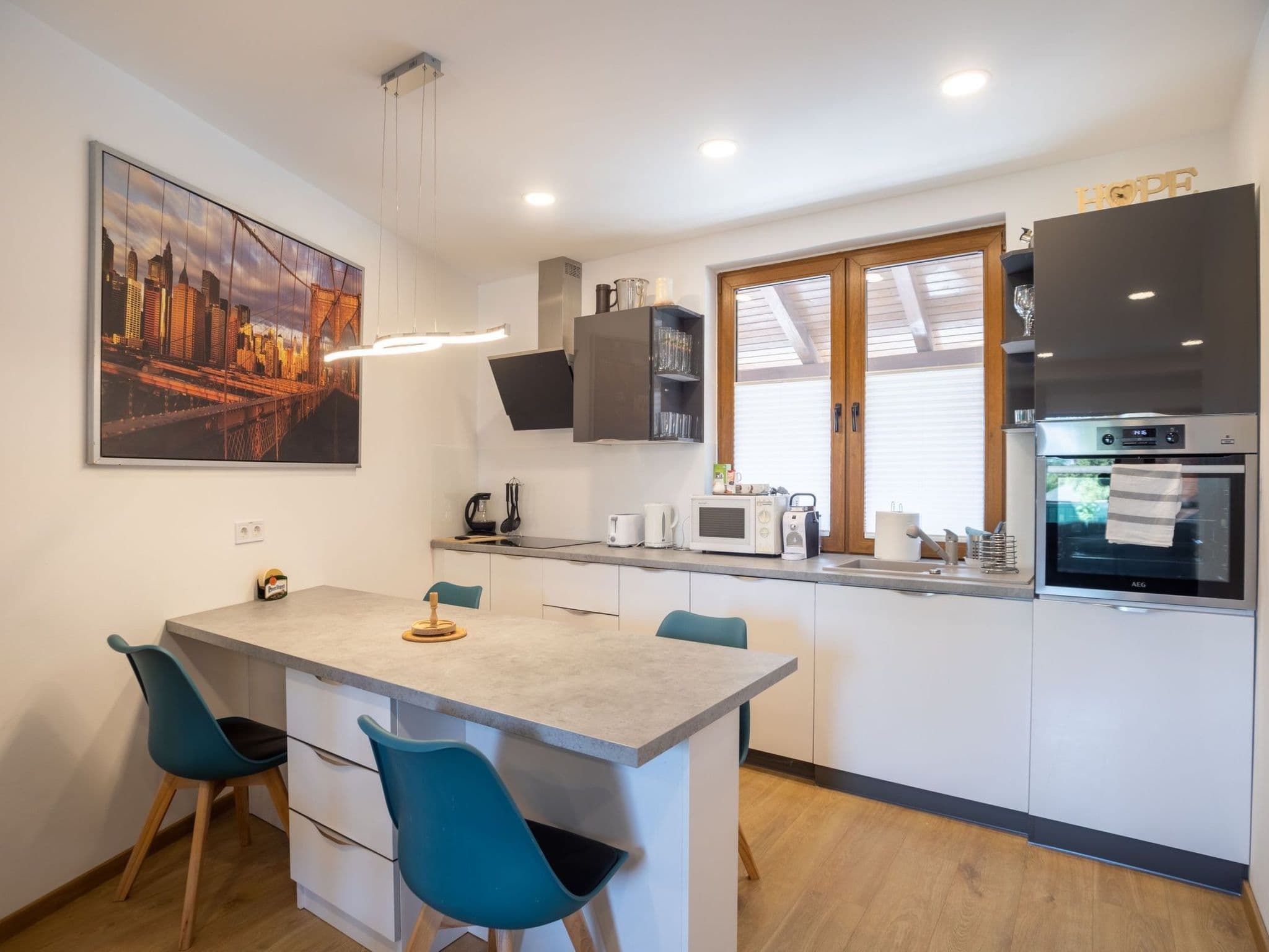 Kitchen / Dining Room