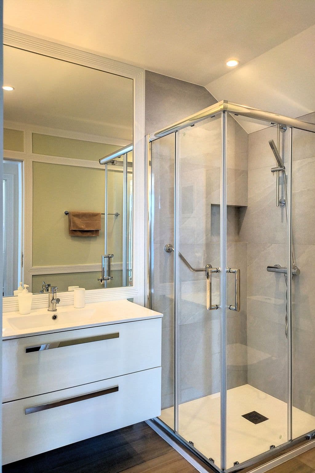 Bathroom / Wellness