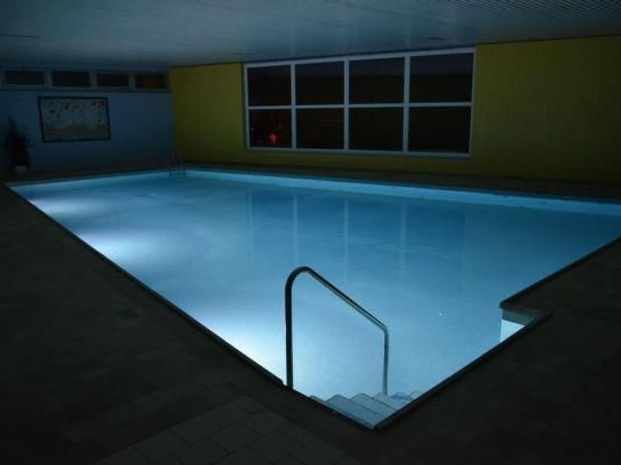 Pool Indoor