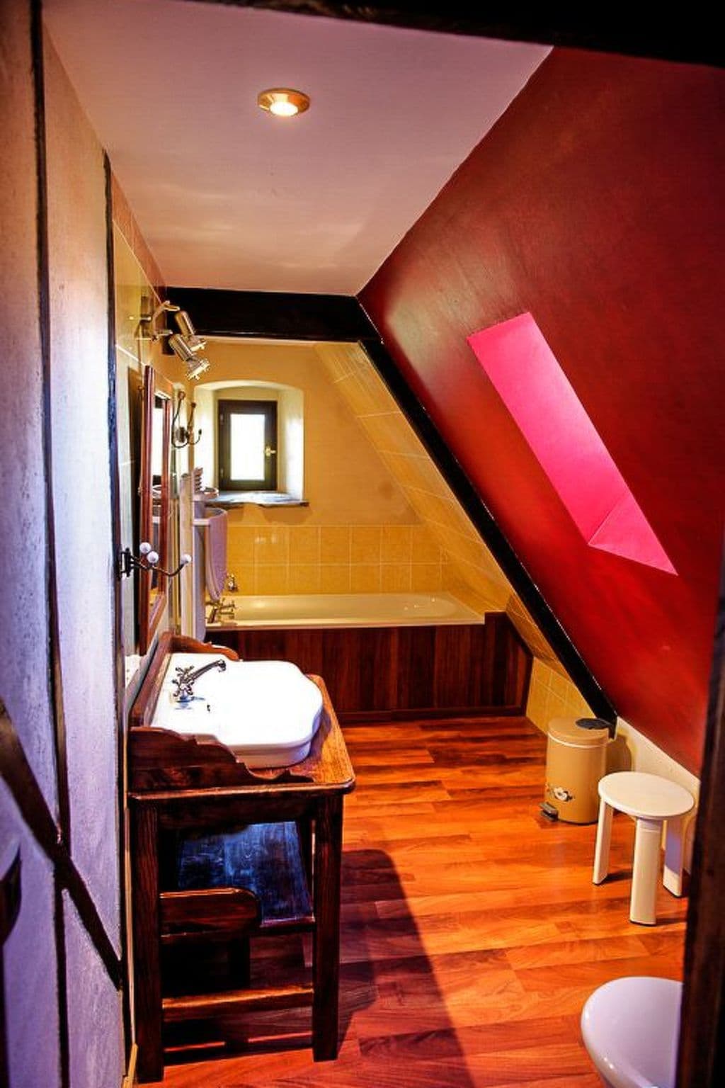 Bathroom / Wellness