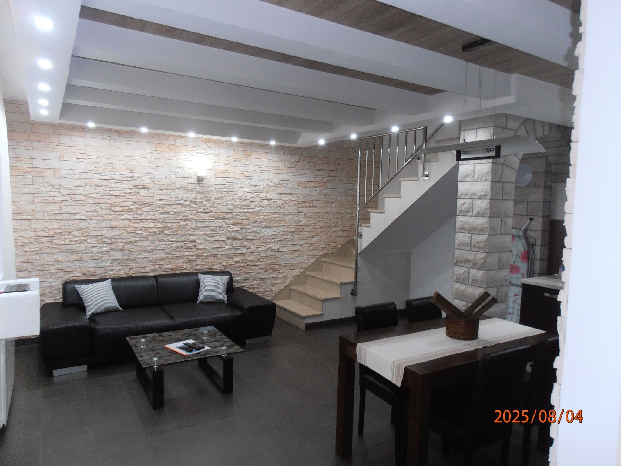 Gallery Image 16