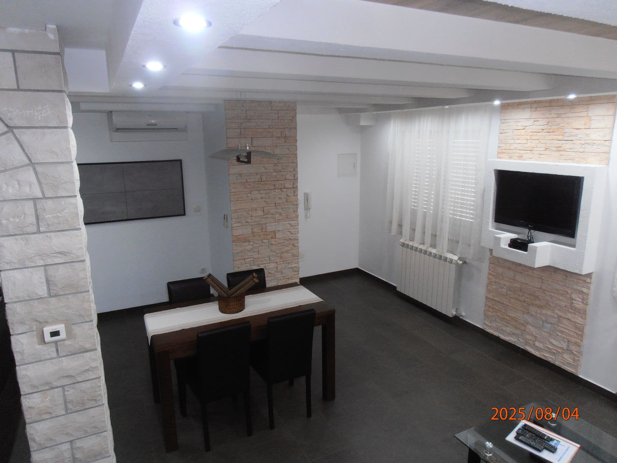 Gallery Image 15