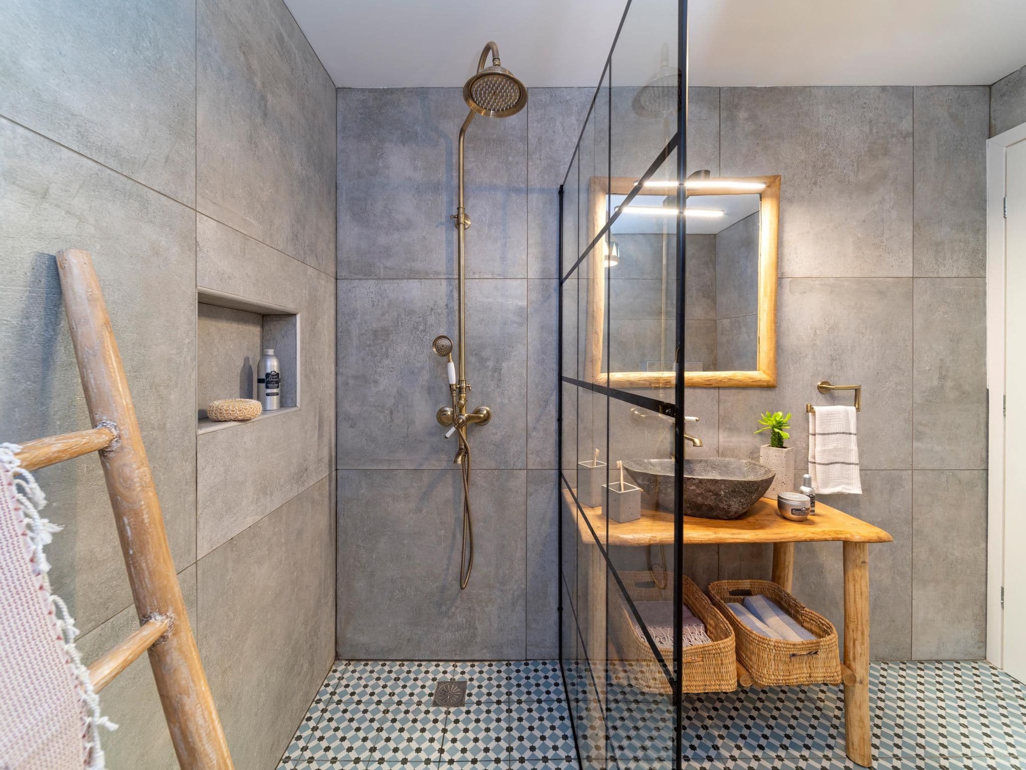 Bathroom / Wellness