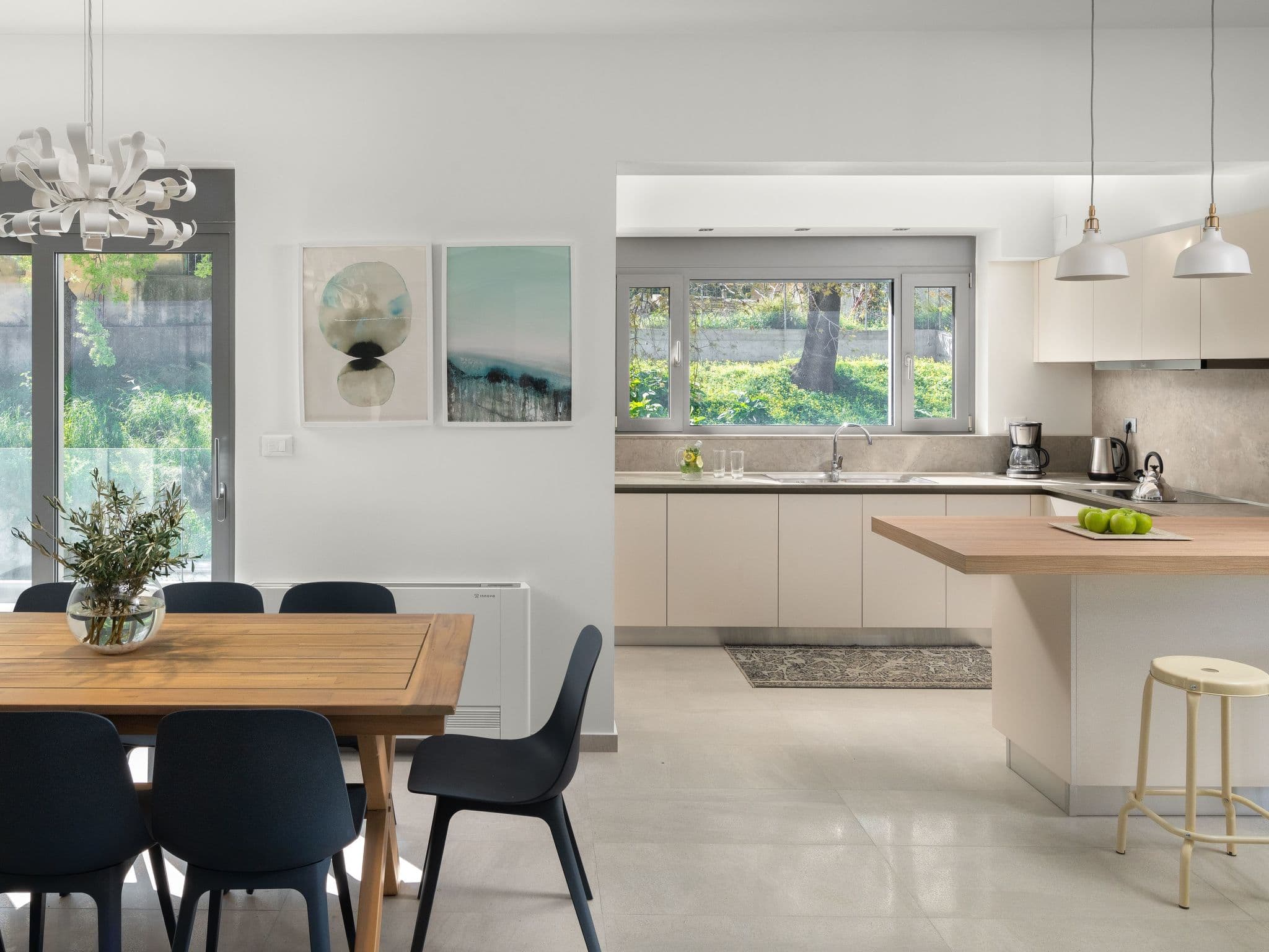 Kitchen / Dining Room