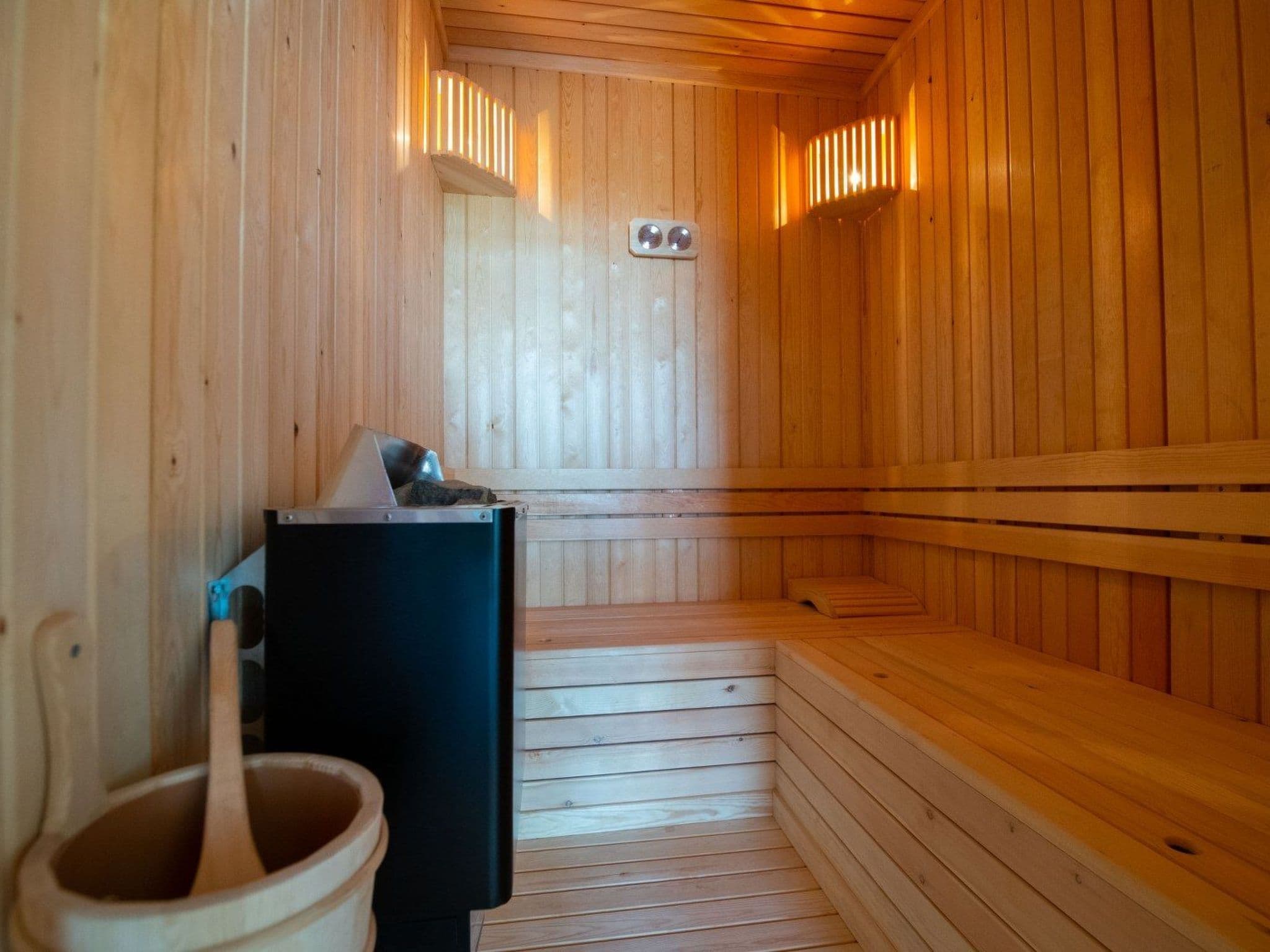Gallery Image 10