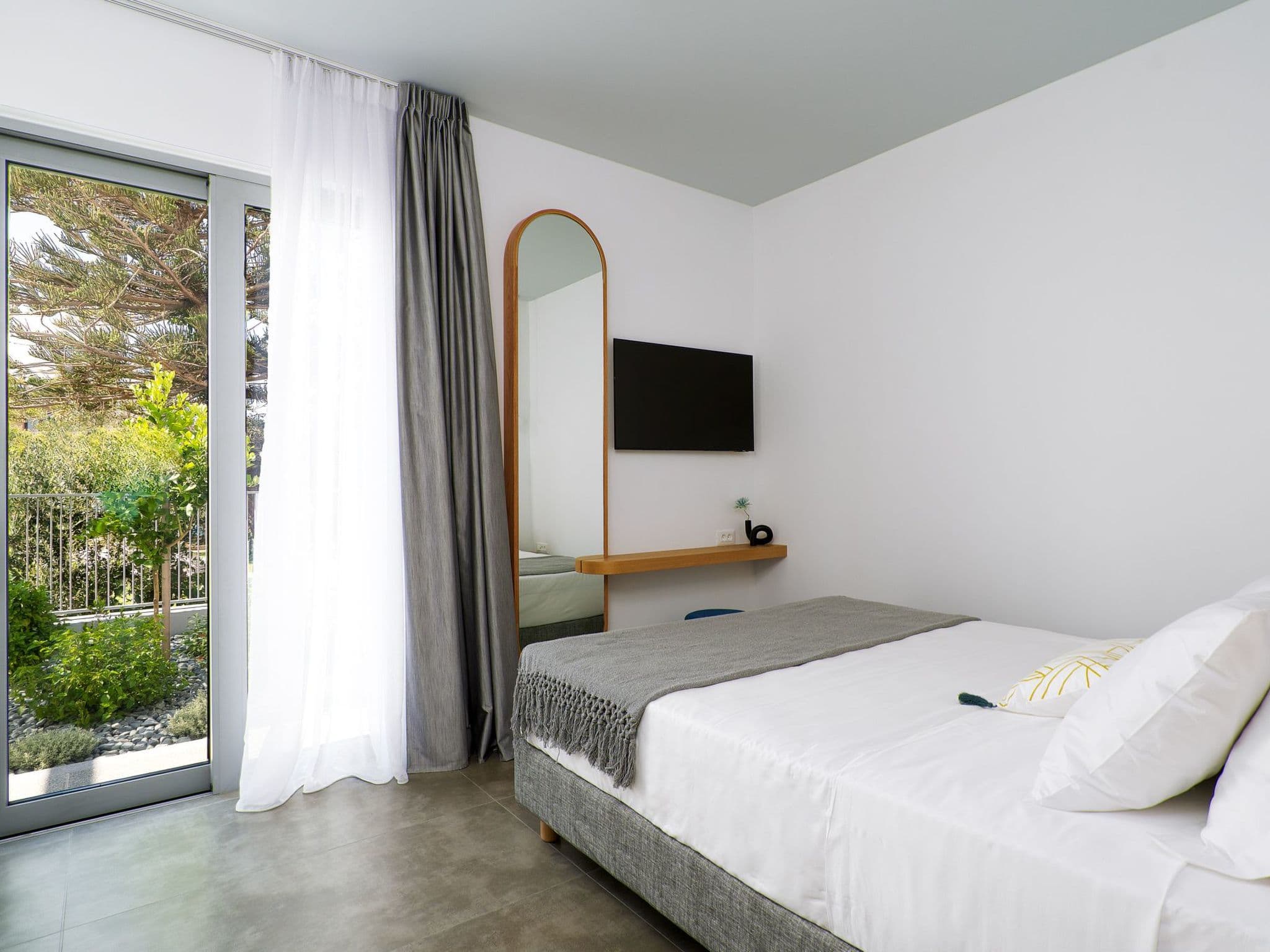 Gallery Image 18