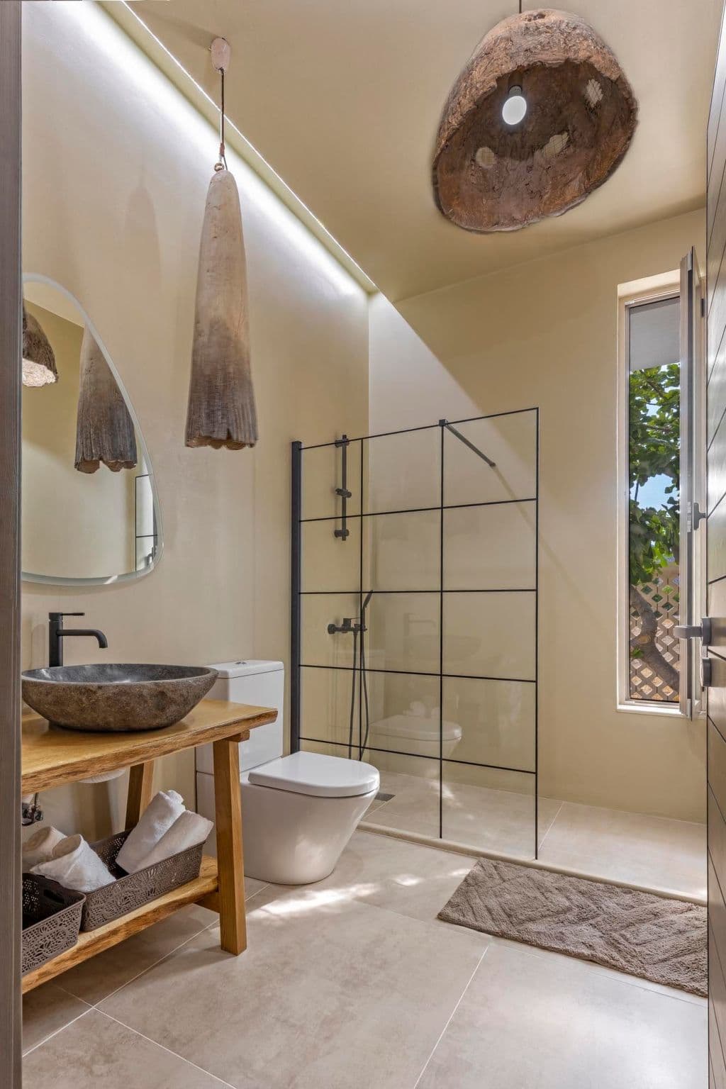 Bathroom / Wellness