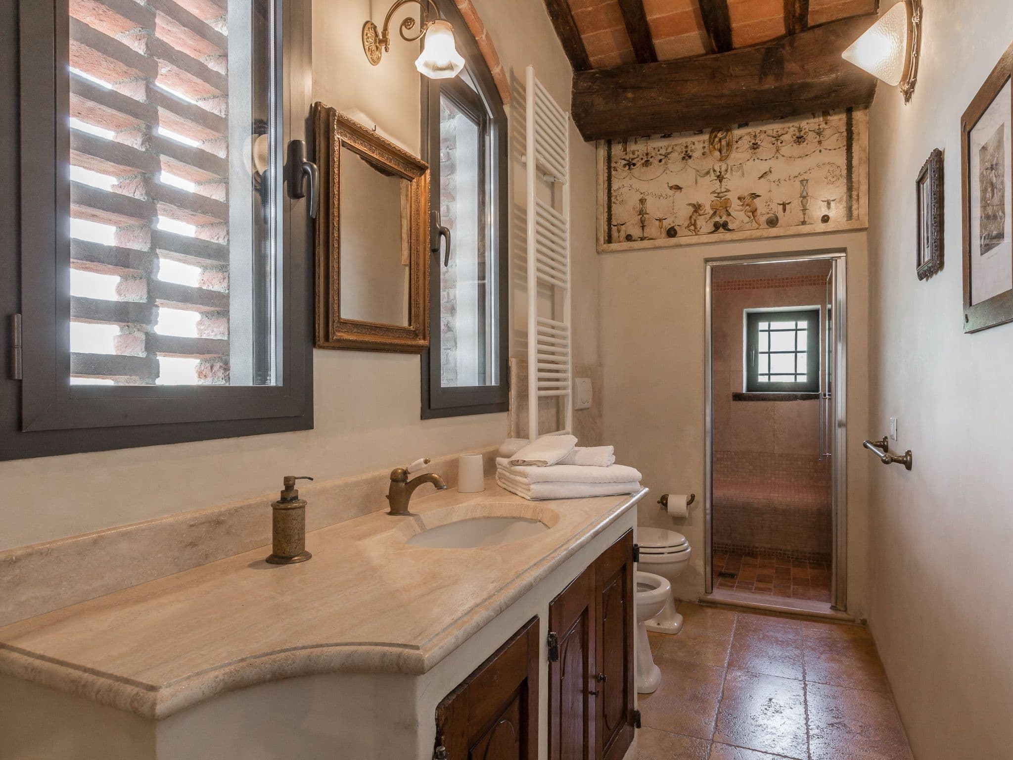 Bathroom / Wellness