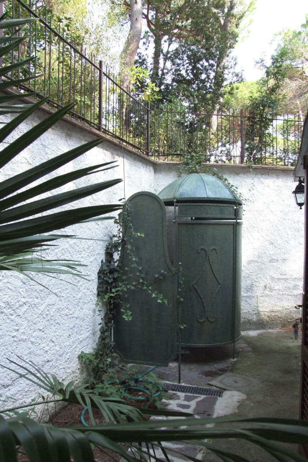 Gallery Image 13