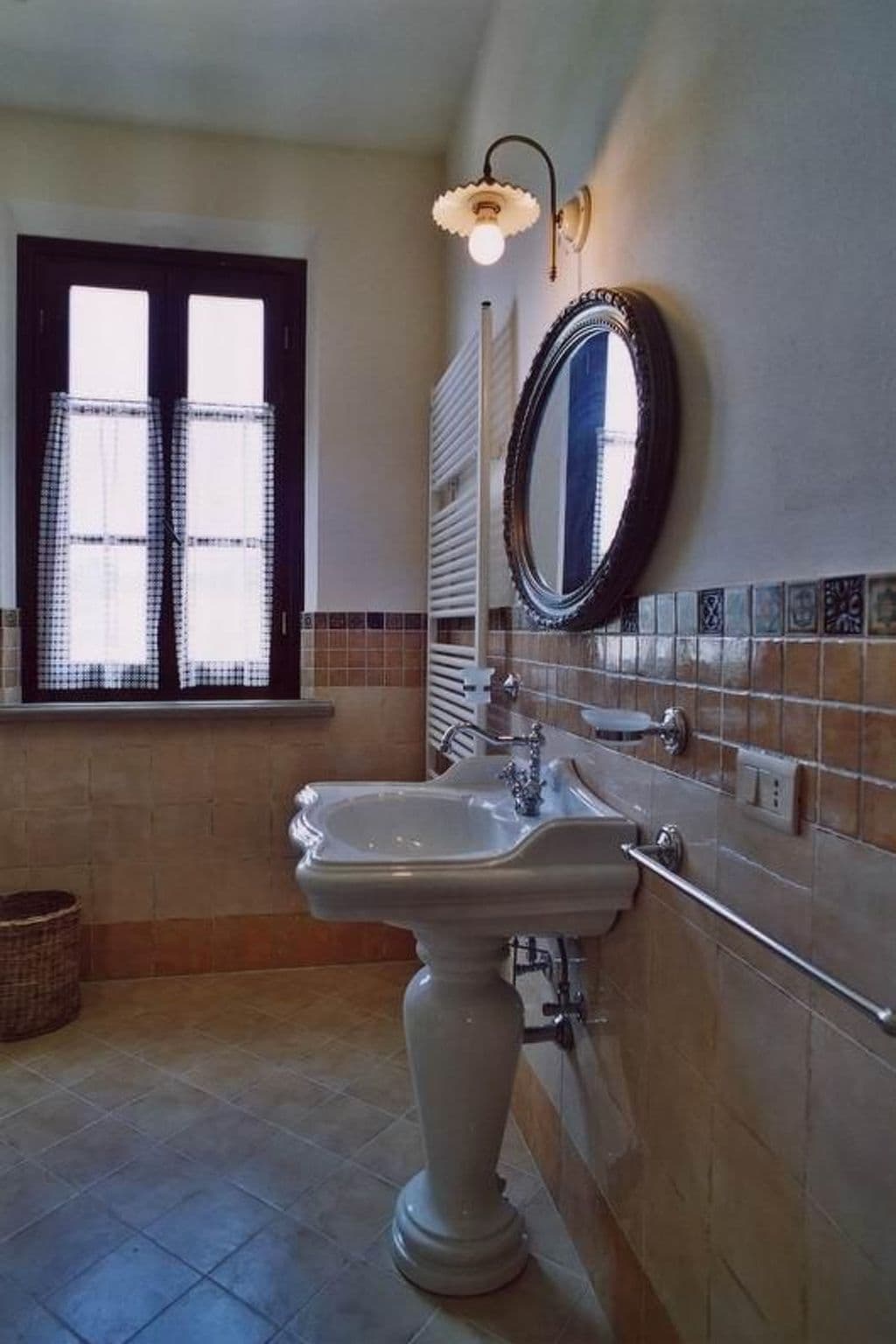 Gallery Image 12