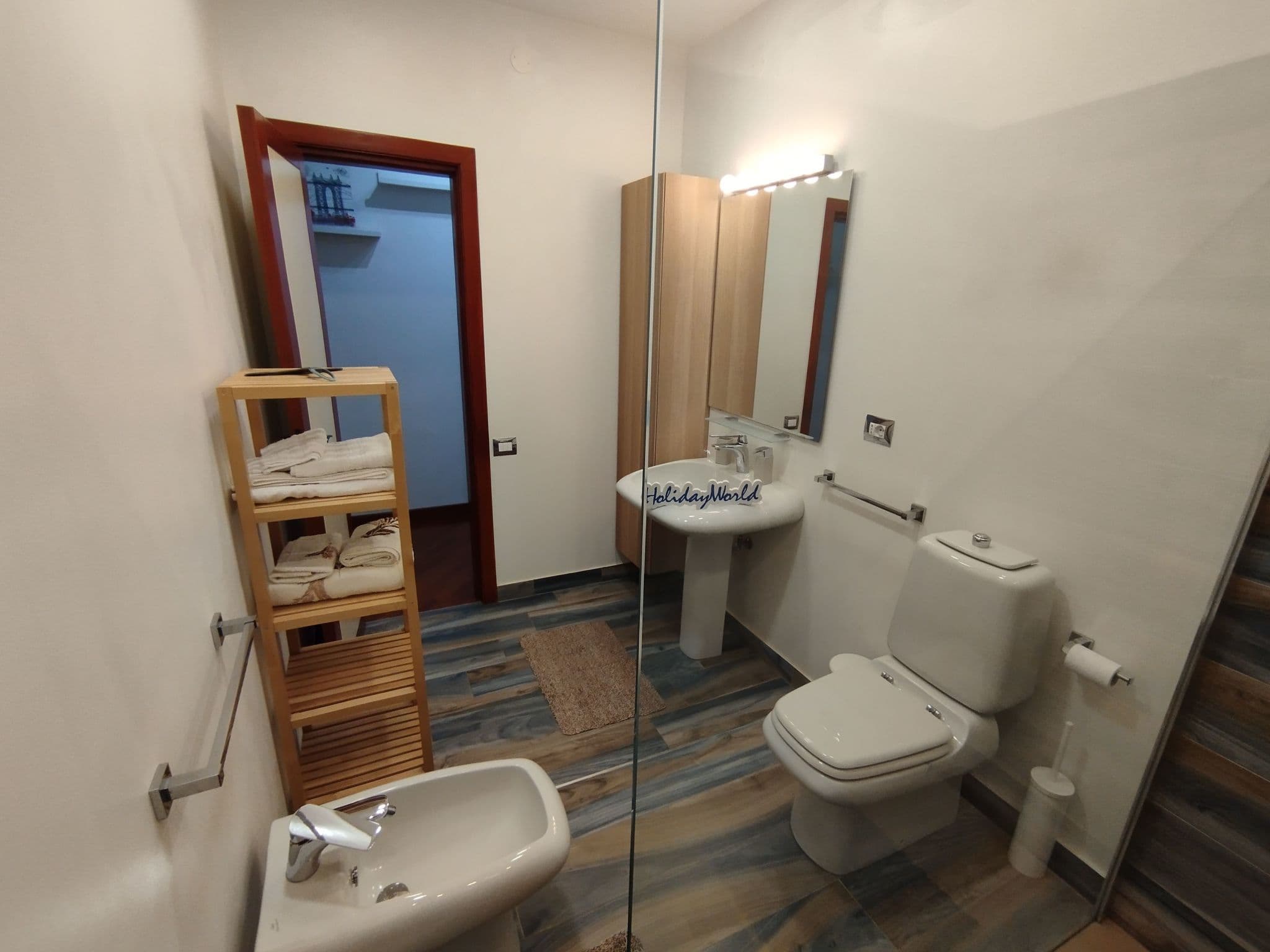 Bathroom / Wellness