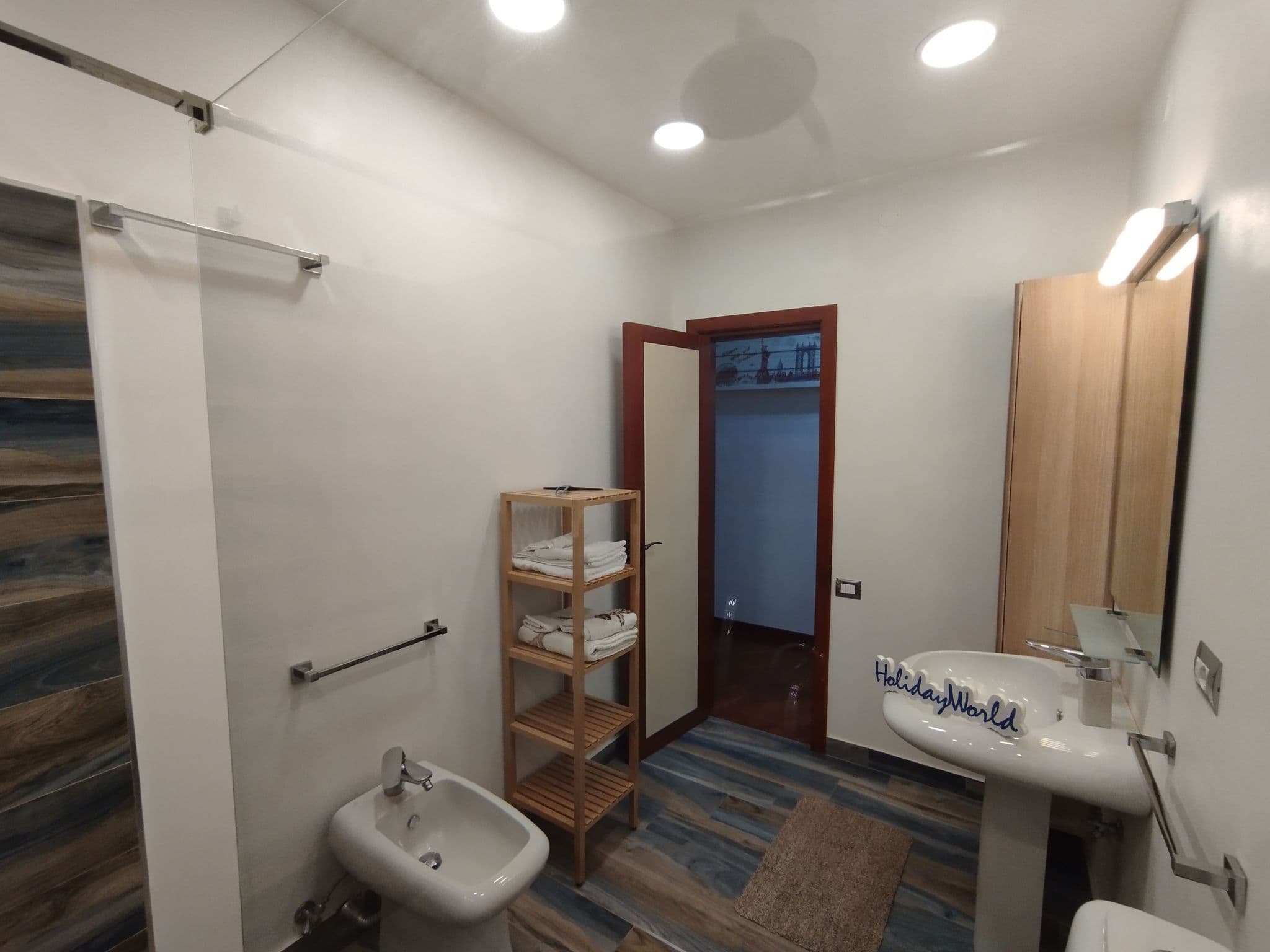 Bathroom / Wellness