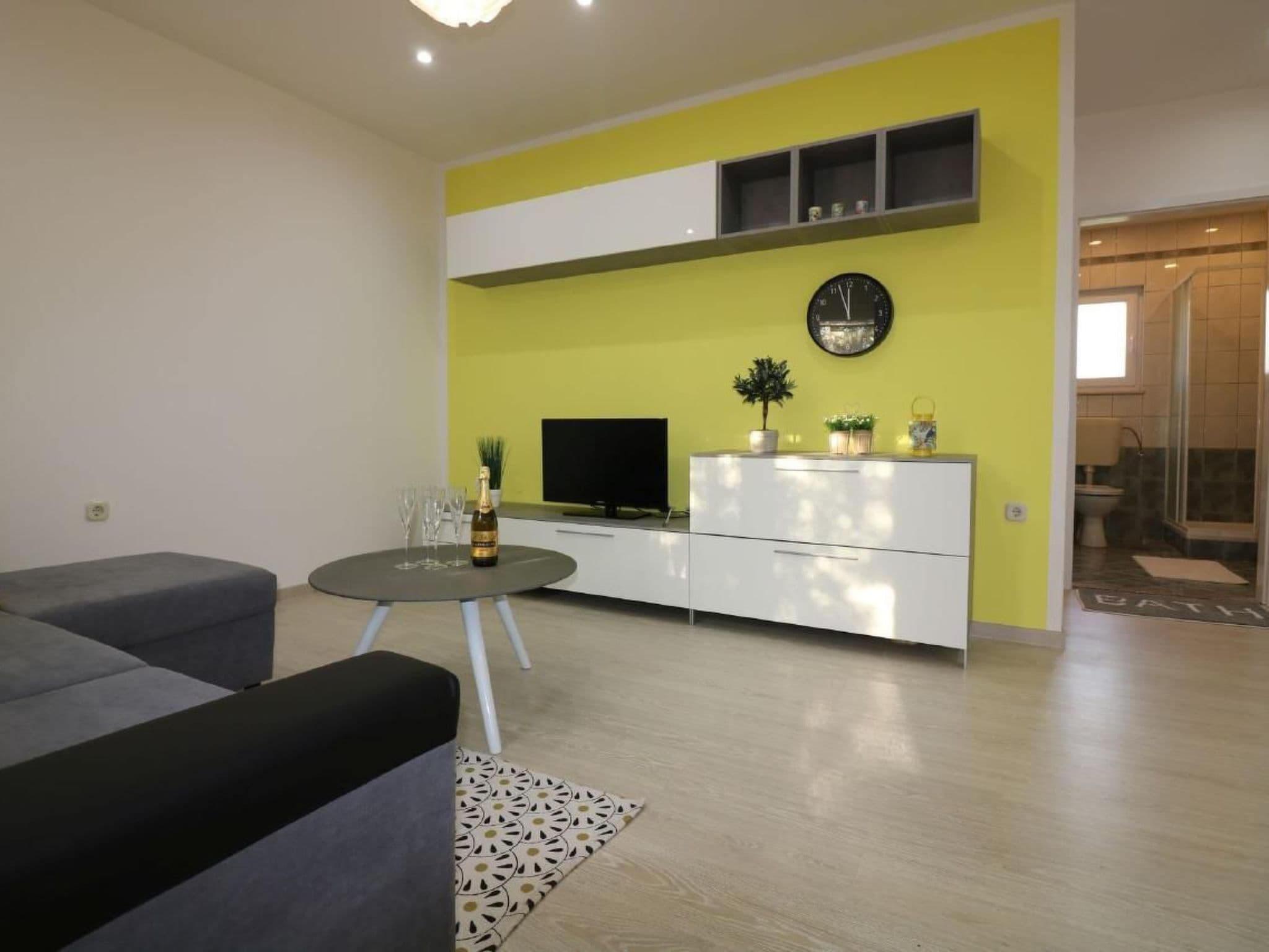 Gallery Image 6