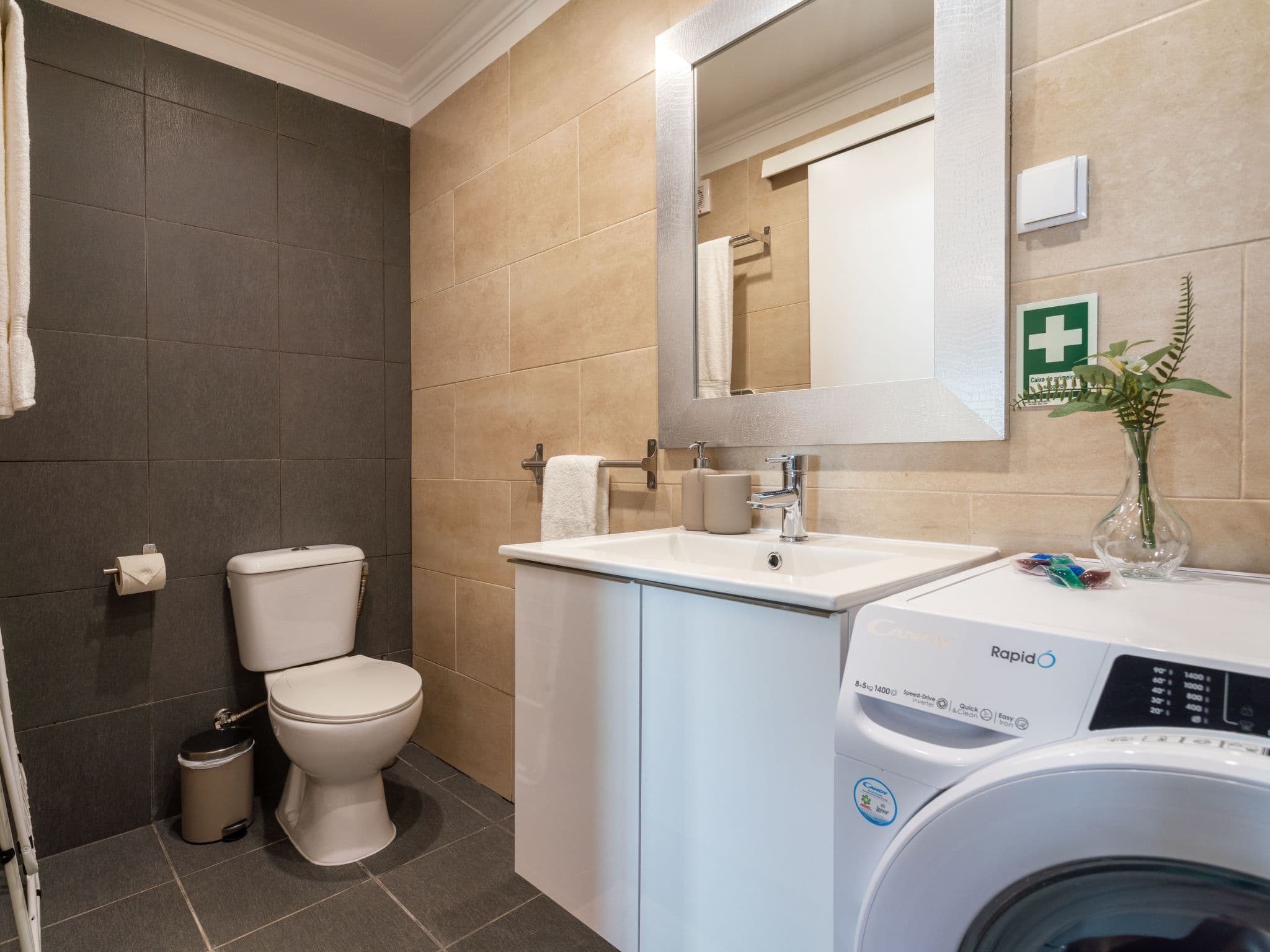 Bathroom / Wellness
