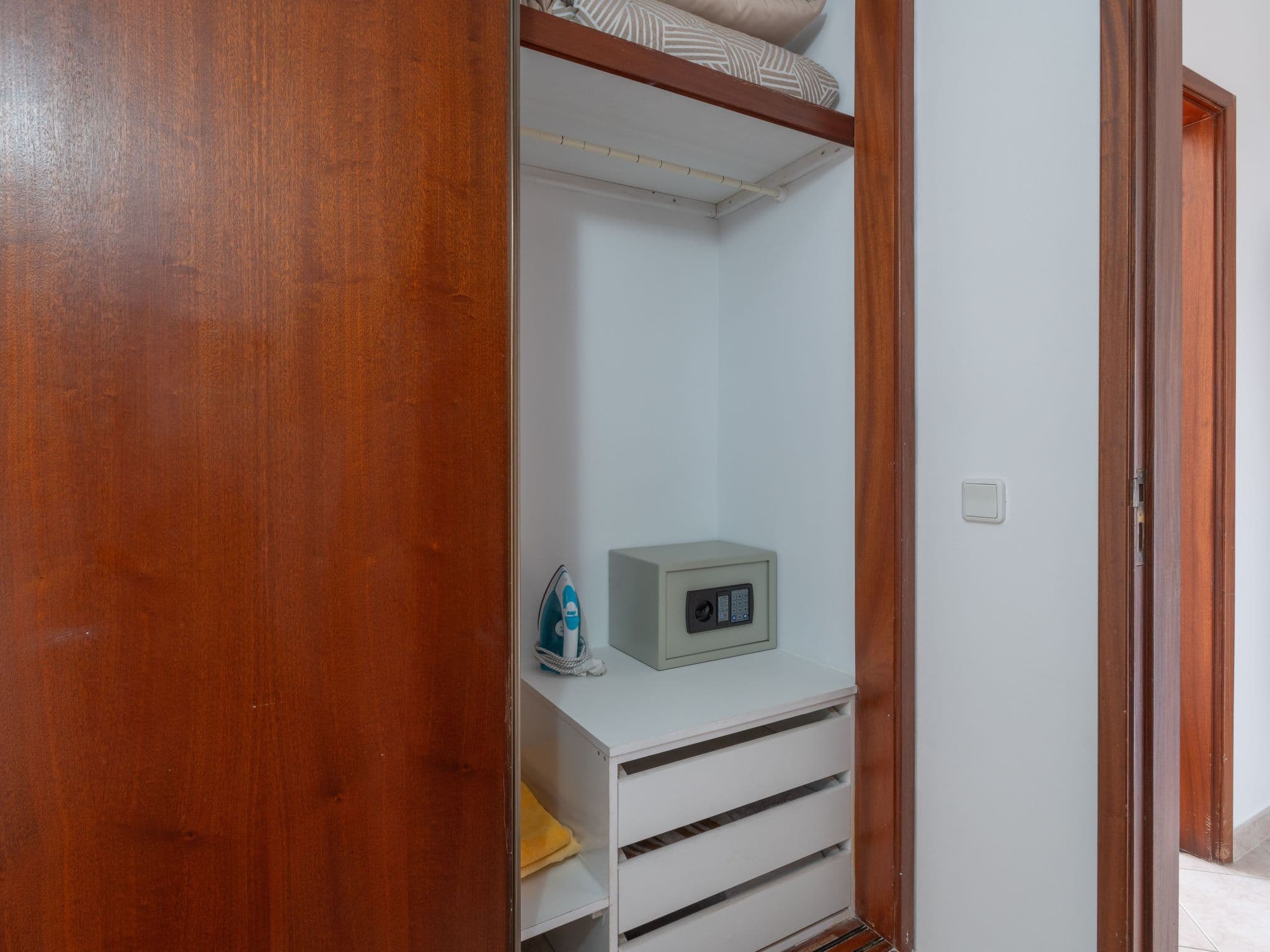 Gallery Image 33