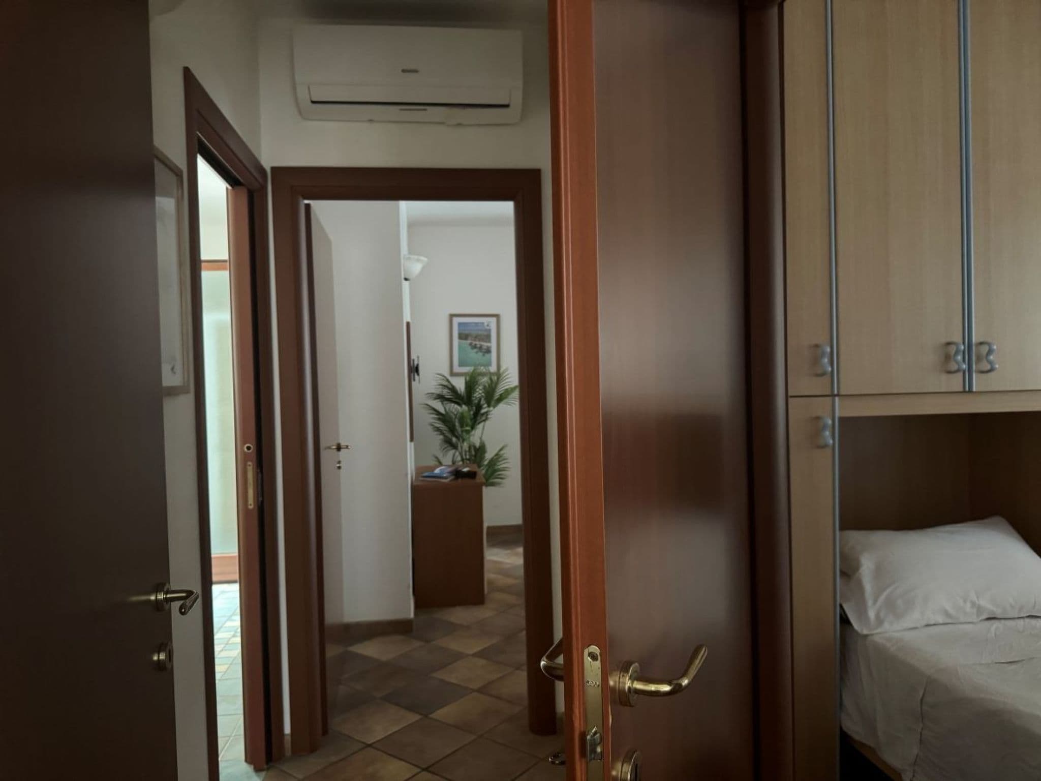 Gallery Image 12