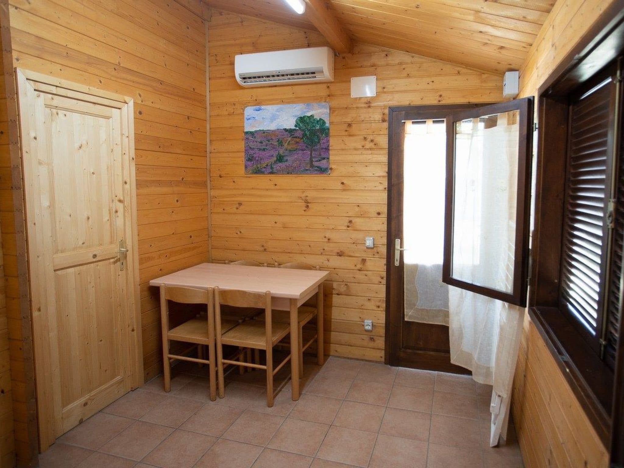 Gallery Image 19