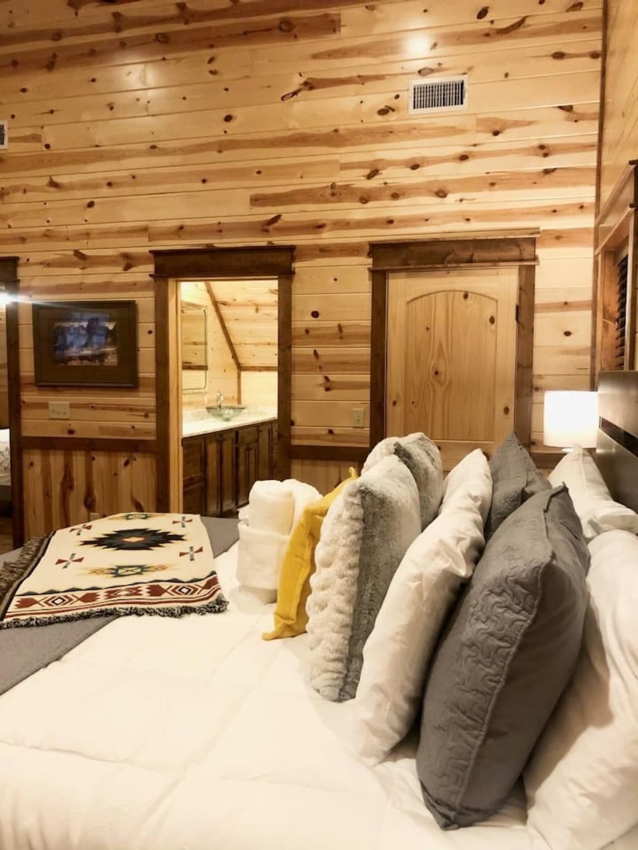 Upstairs King Suite