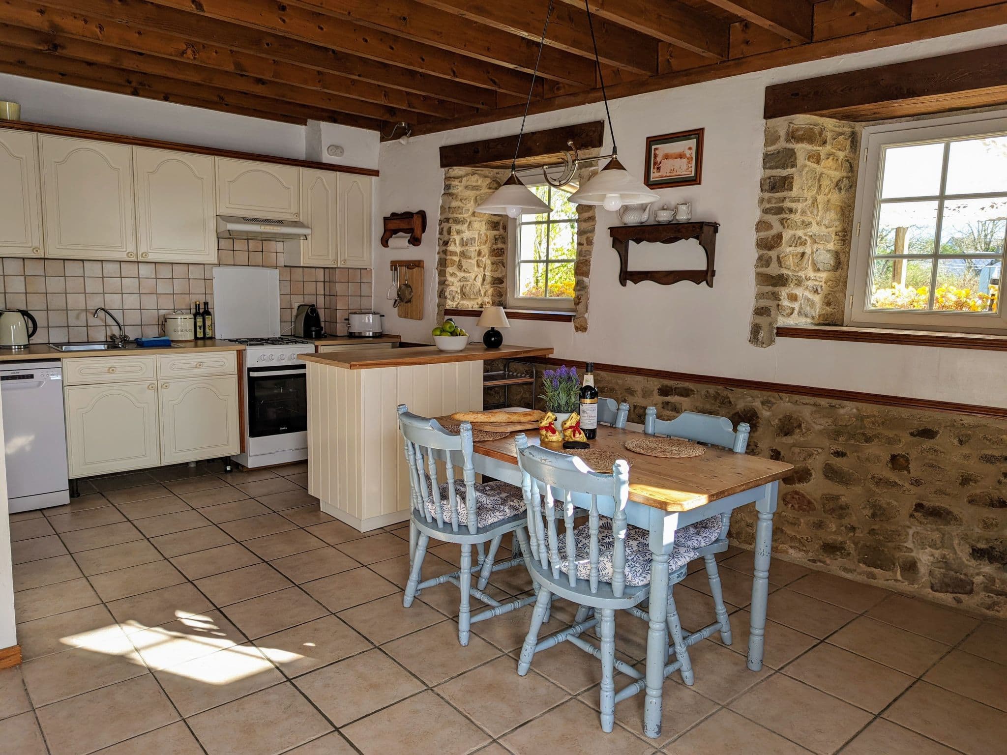 Kitchen / Dining Room