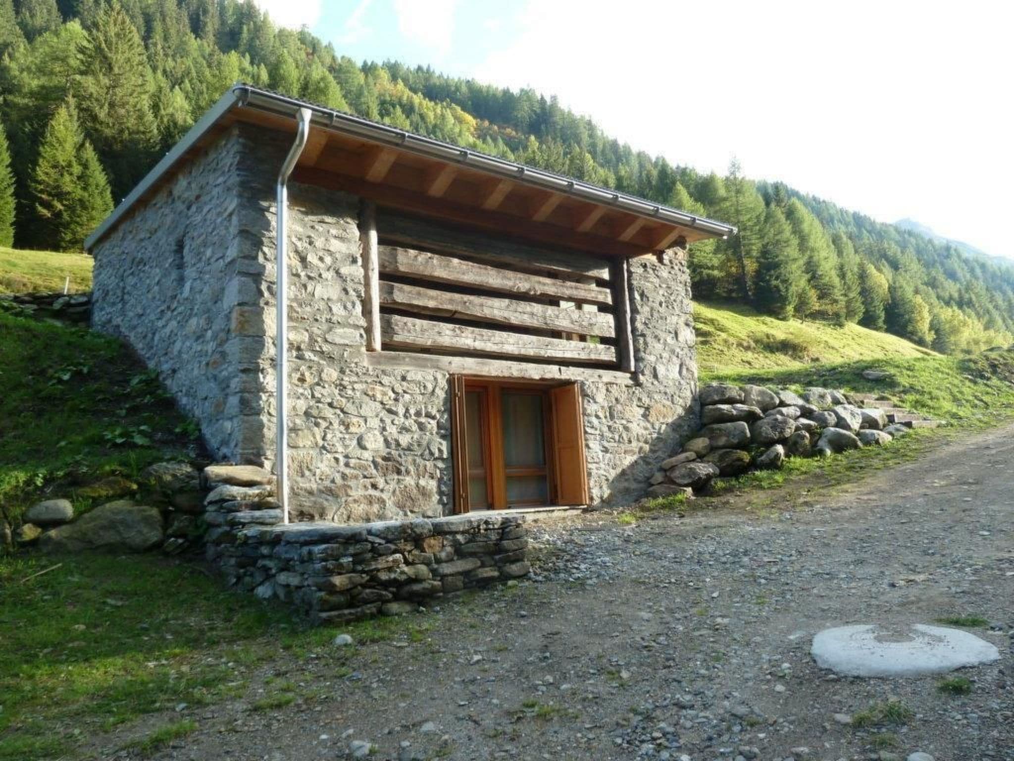 Gallery Image 1