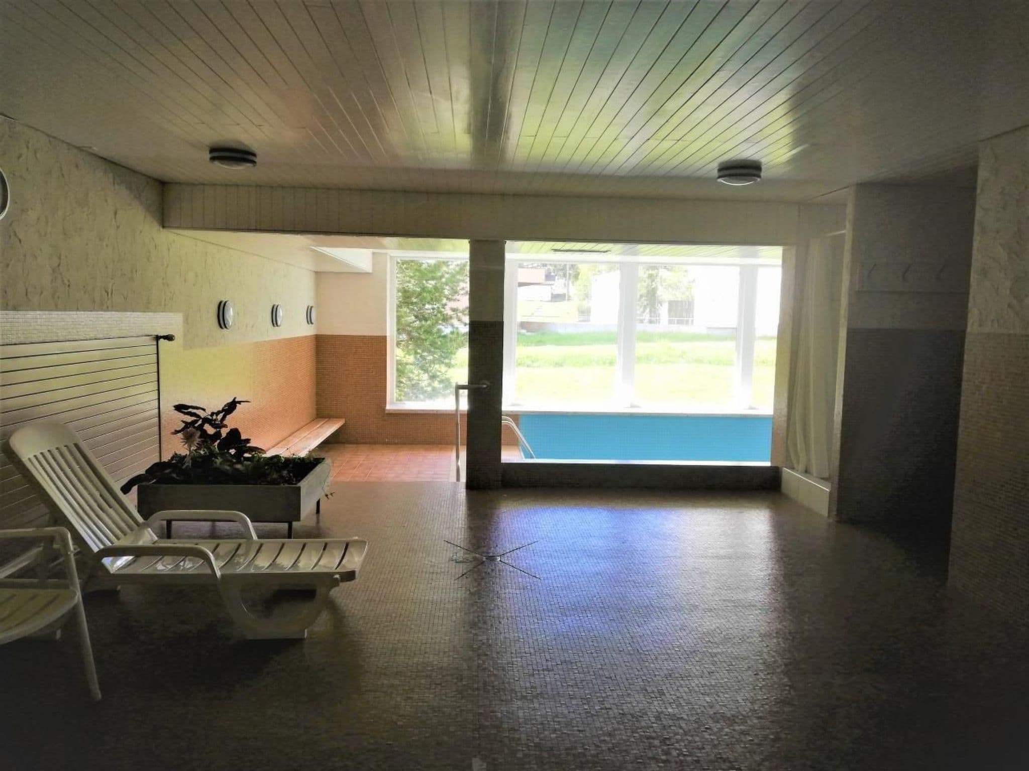Pool Indoor