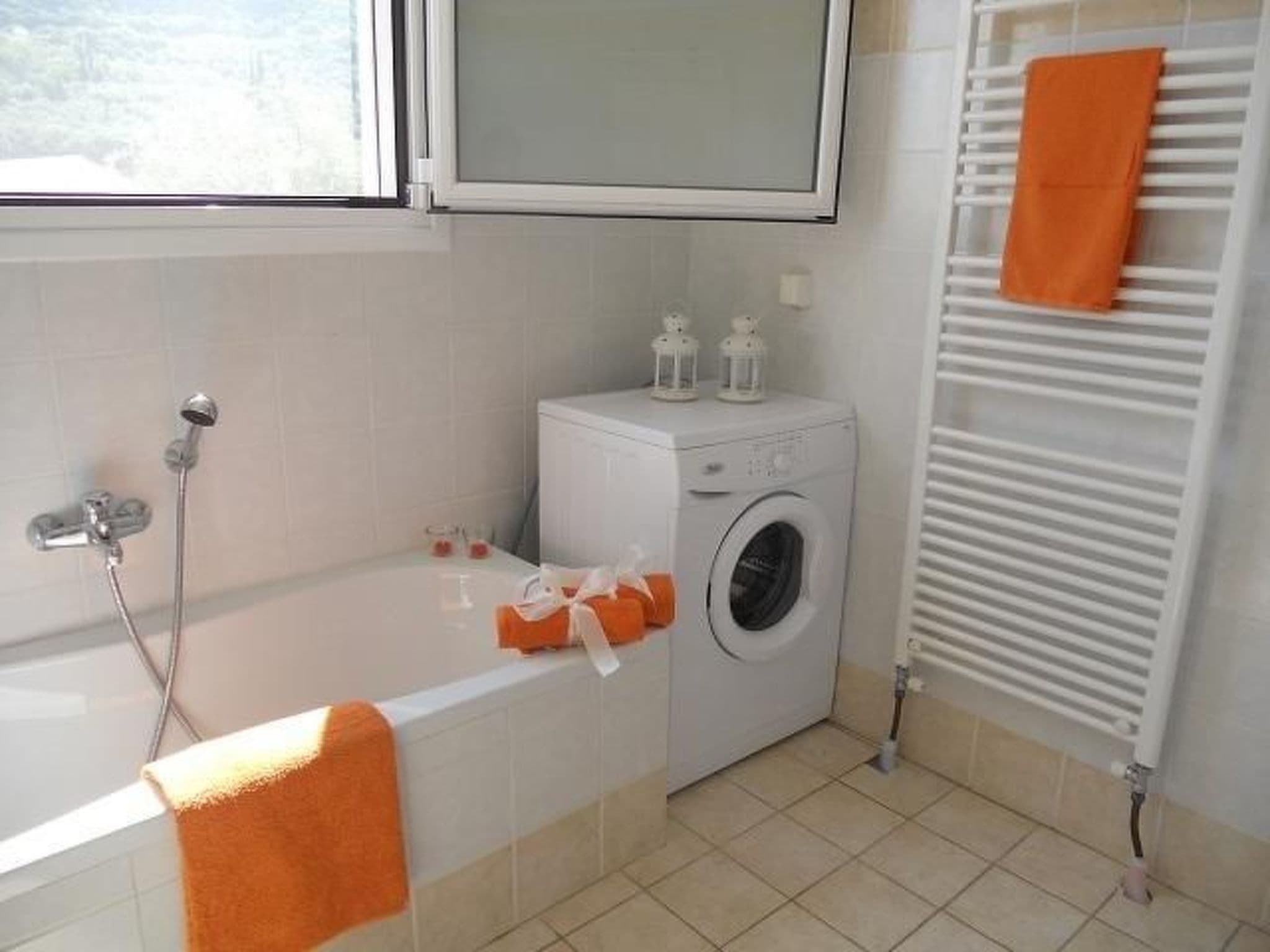 Gallery Image 28