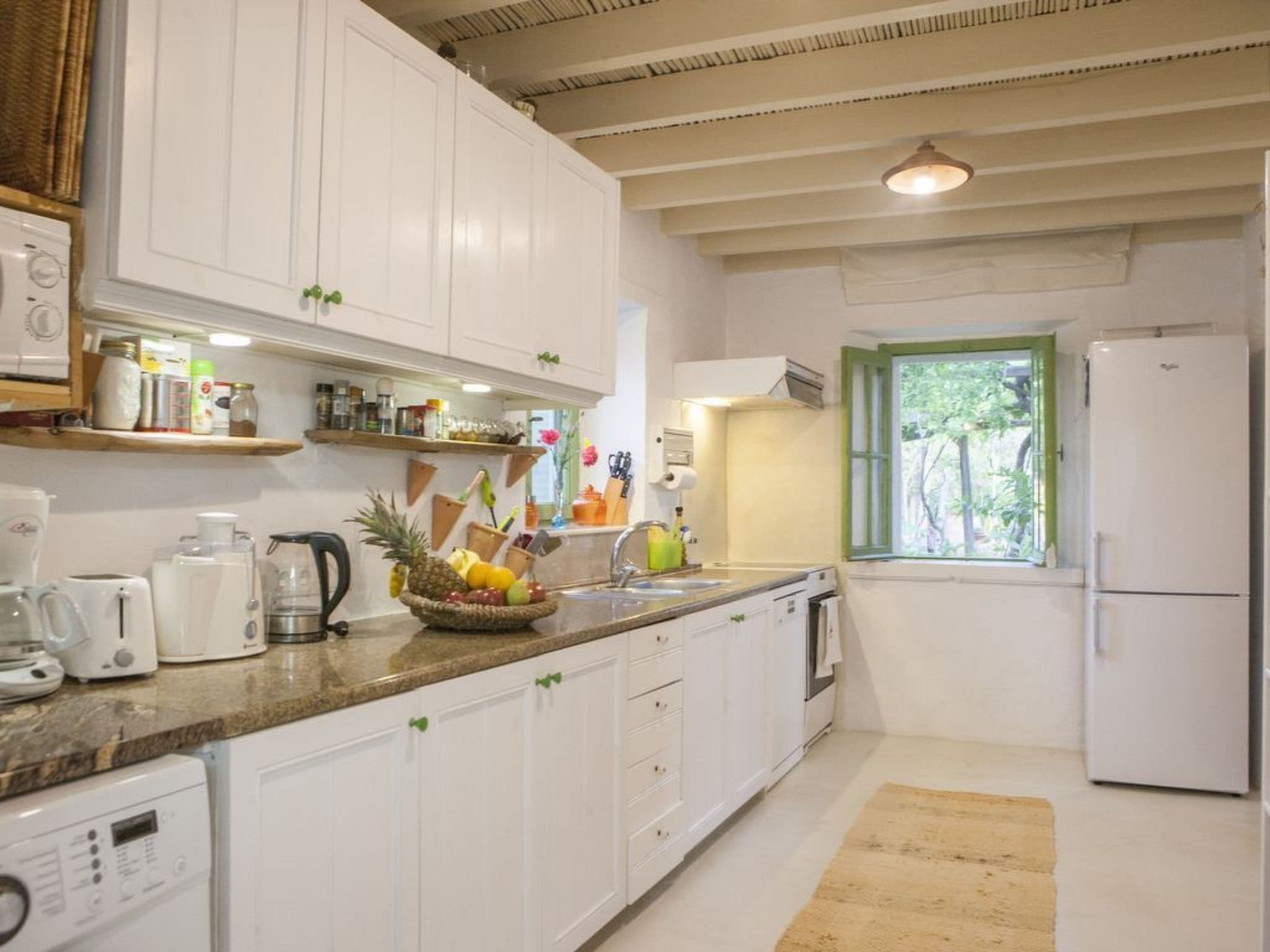 Gallery Image 13