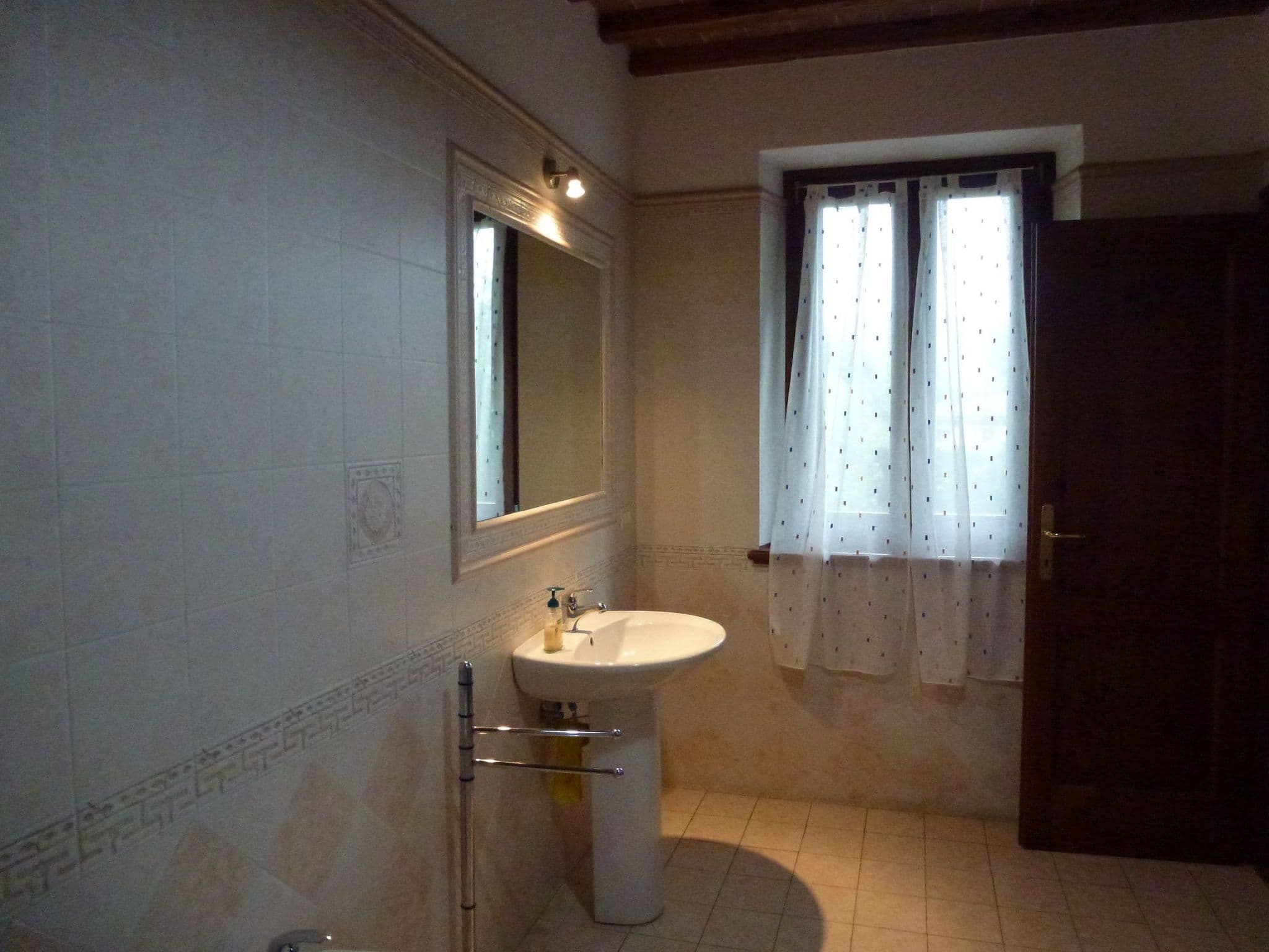 Gallery Image 22