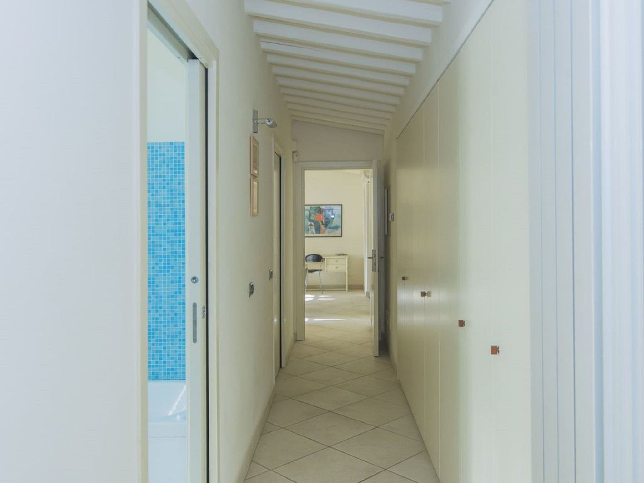 Gallery Image 33