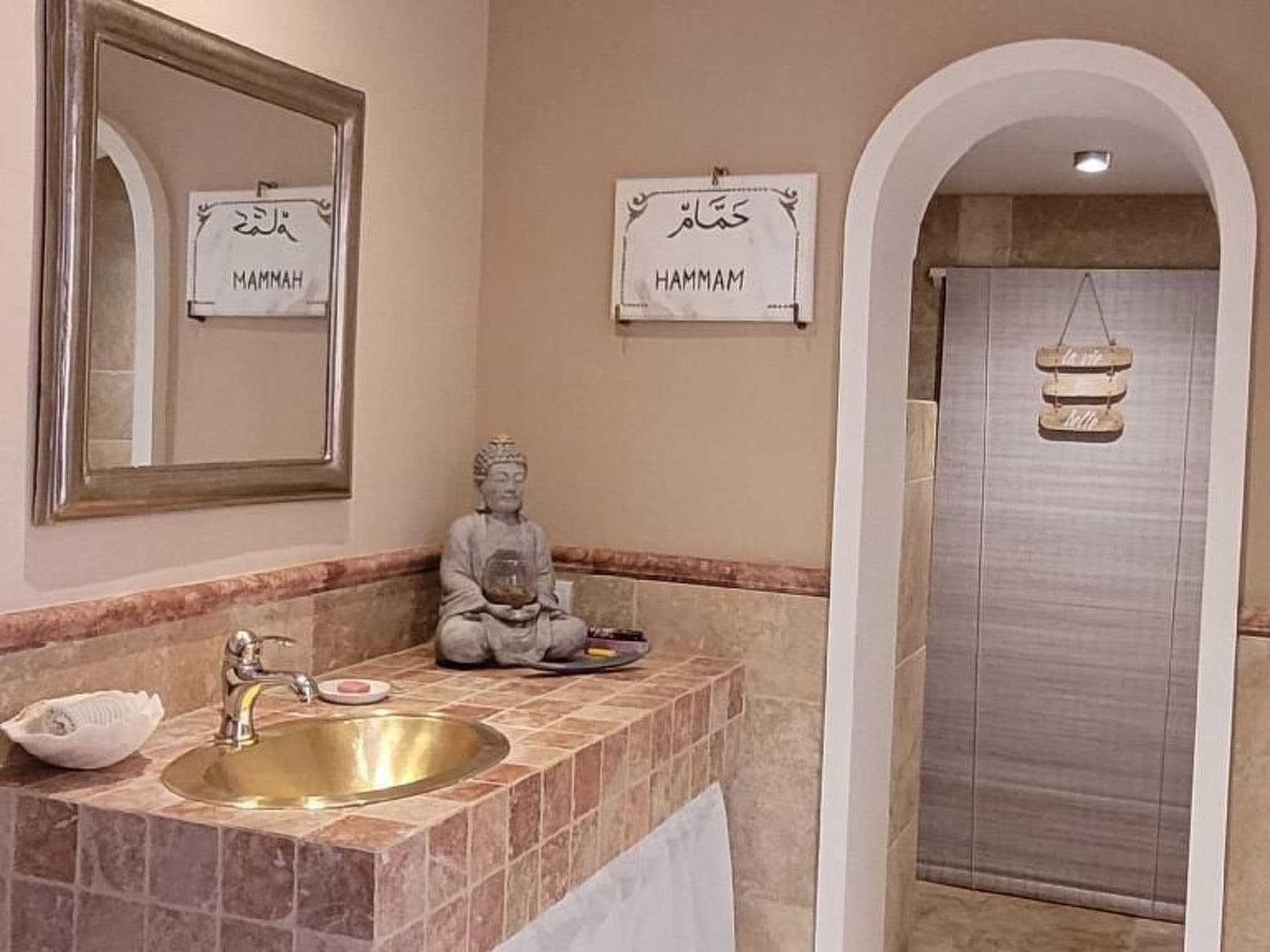 Bathroom / Wellness