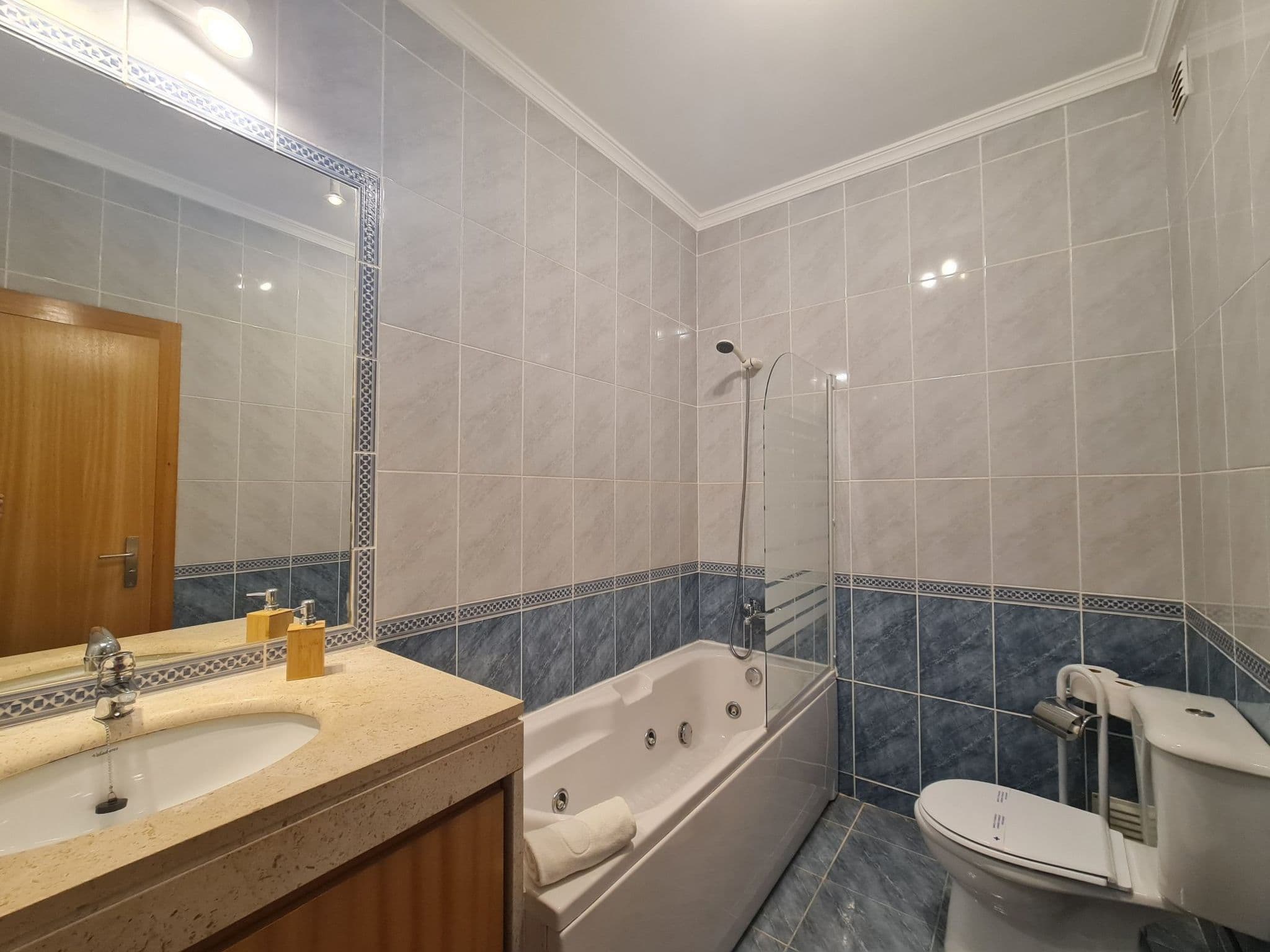 Gallery Image 9