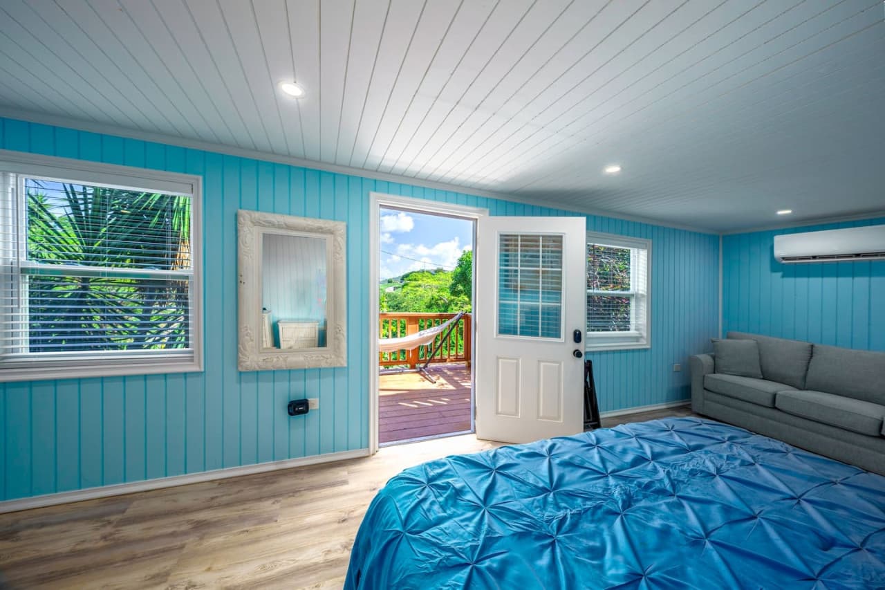 Lower suite new king memory foam mattress, queen pull out couch. Bathroom with bidet, has its own private deck area and mini fridge!